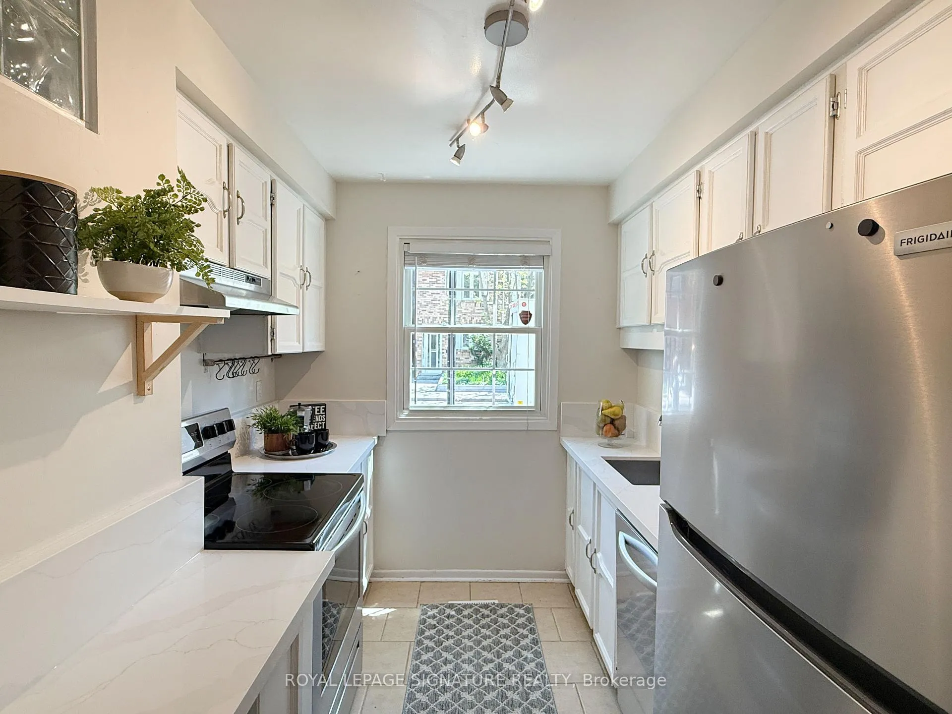 Photo 2 of 36 Lount Street, Toronto, Greenwood-Coxwell — HOMEH