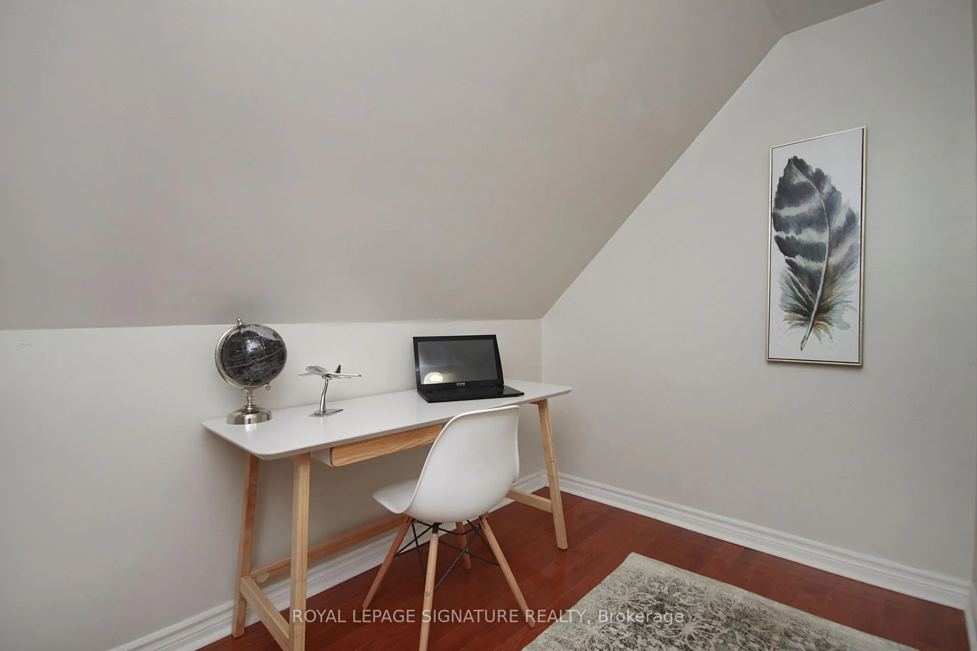Photo 15 of 36 Lount Street, Toronto, Greenwood-Coxwell — HOMEH