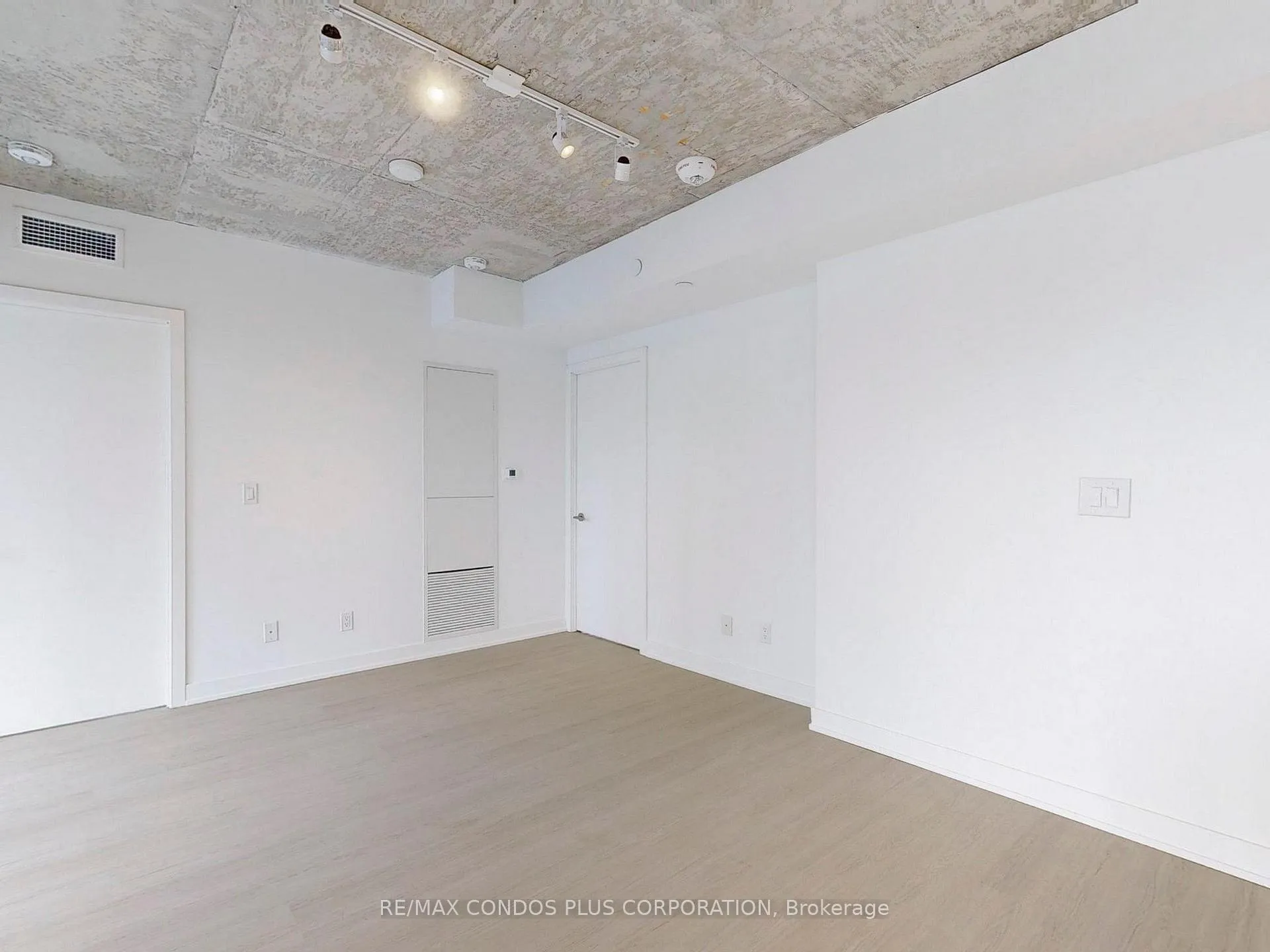 Photo 8 of Unit 1905, 47 Mutual Street, Toronto, Church-Yonge Corridor — HOMEH
