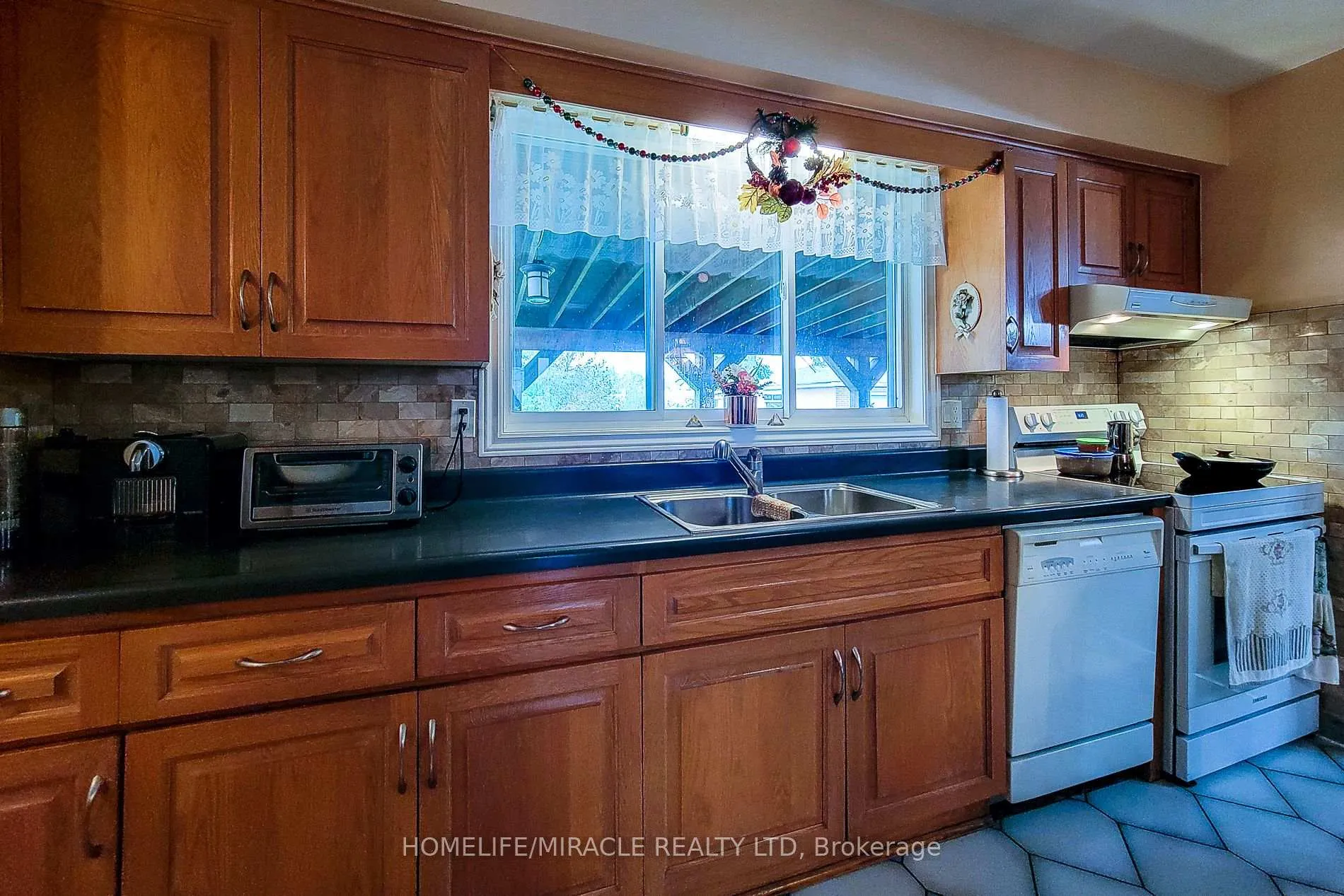 Photo 29 of 337 McNeilly Road, Hamilton, Stoney Creek Industrial — HOMEH