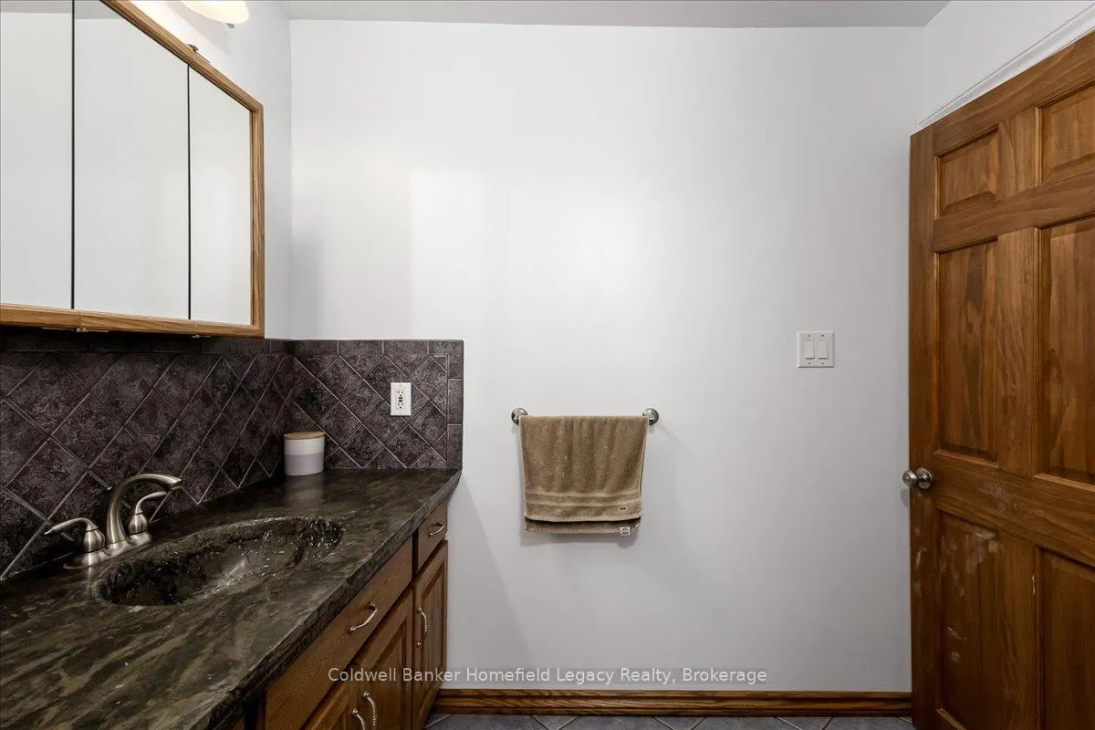 Photo 27 of 148 Church Street Avenue S, South Huron, Stephen — HOMEH