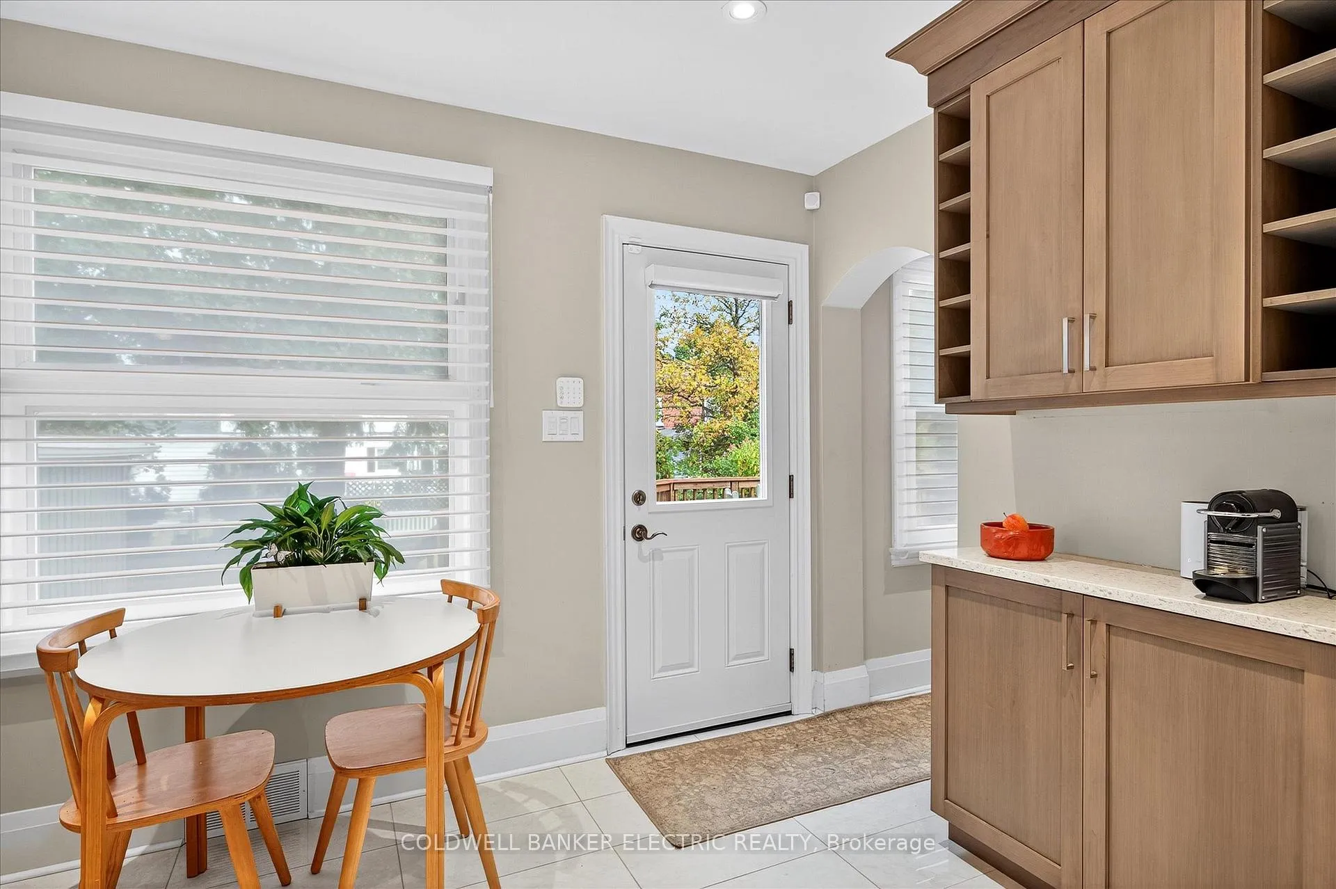 Photo 17 of 230 Geraldine Avenue, Peterborough, Northcrest Ward 5 — HOMEH