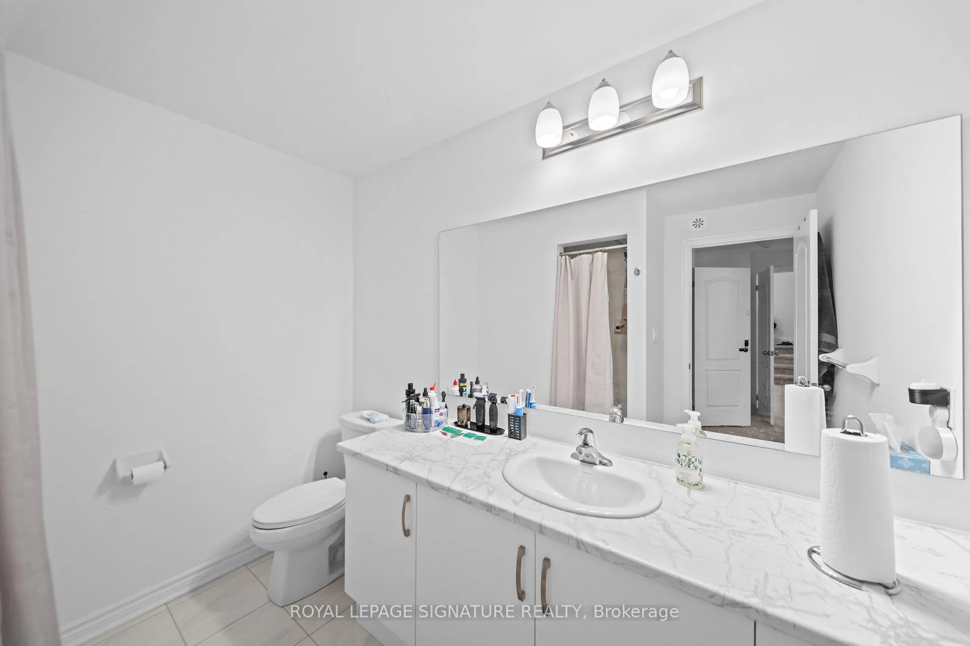 Photo 24 of 429 Dougall Avenue, Caledon, Rural Caledon — HOMEH