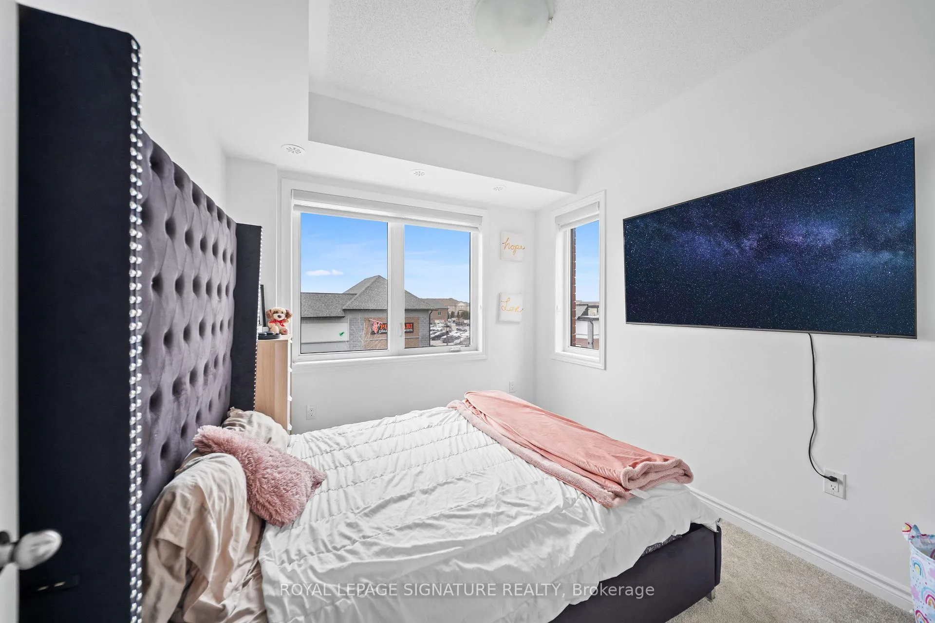 Photo 27 of 429 Dougall Avenue, Caledon, Rural Caledon — HOMEH