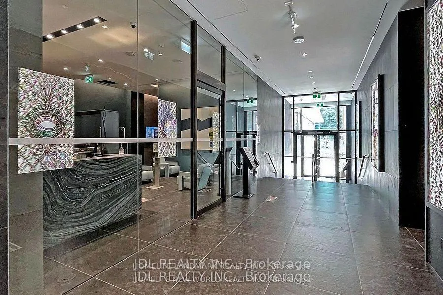 Photo 3 of Unit 408, 25 Richmond St Street E, Toronto, Church-Yonge Corridor — HOMEH