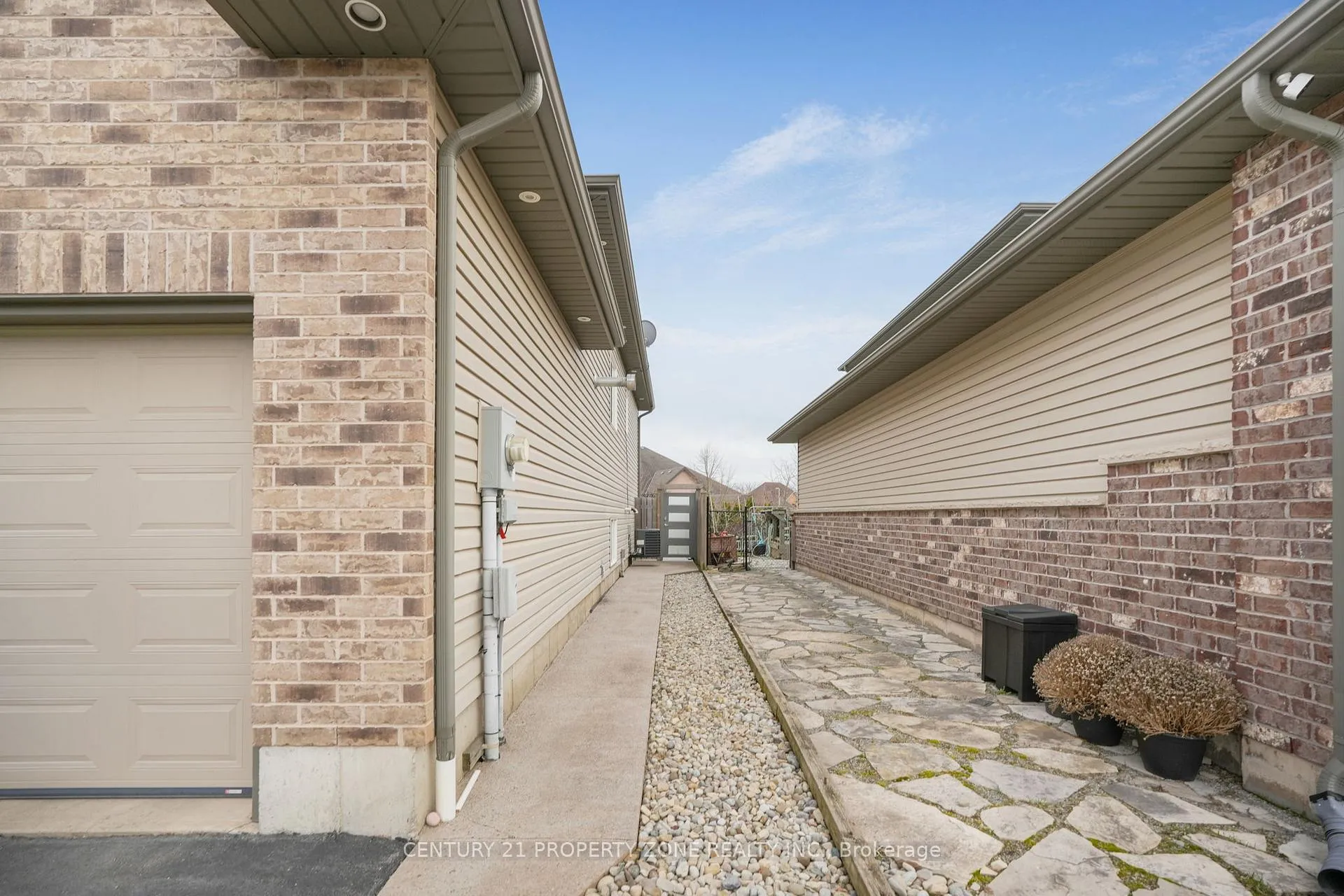 Photo 47 of 201 Gaiser Road, Welland, Coyle Creek — HOMEH