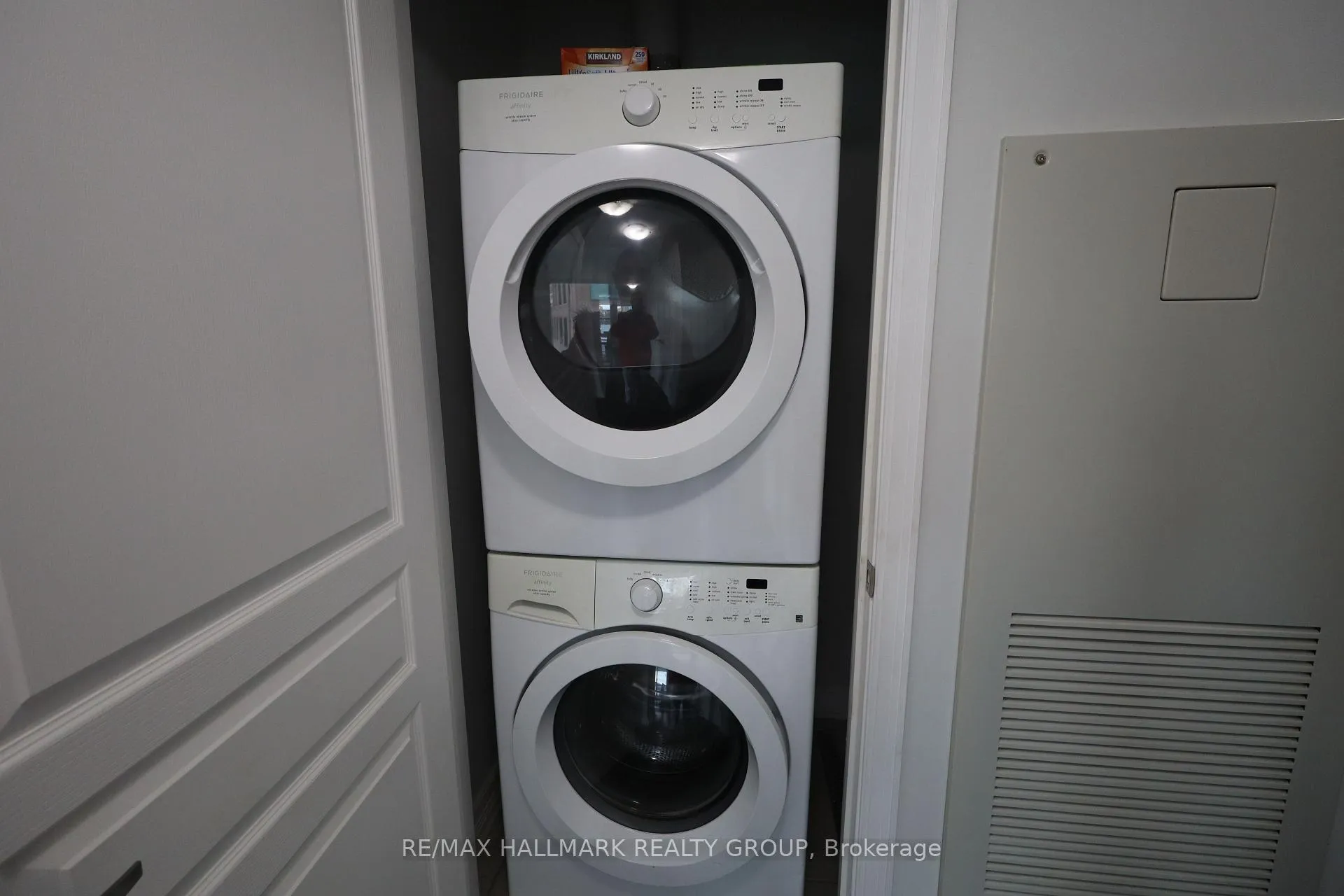 Photo 15 of Unit 616, 238 Besserer Street, Ottawa, Sandy Hill — HOMEH