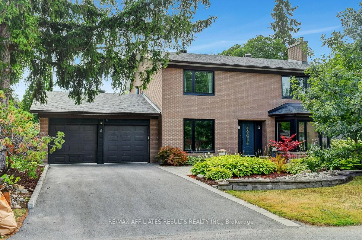 Photo 1 of 5 Tiffany Crescent, Ottawa, Kanata - Beaverbrook — HOMEH