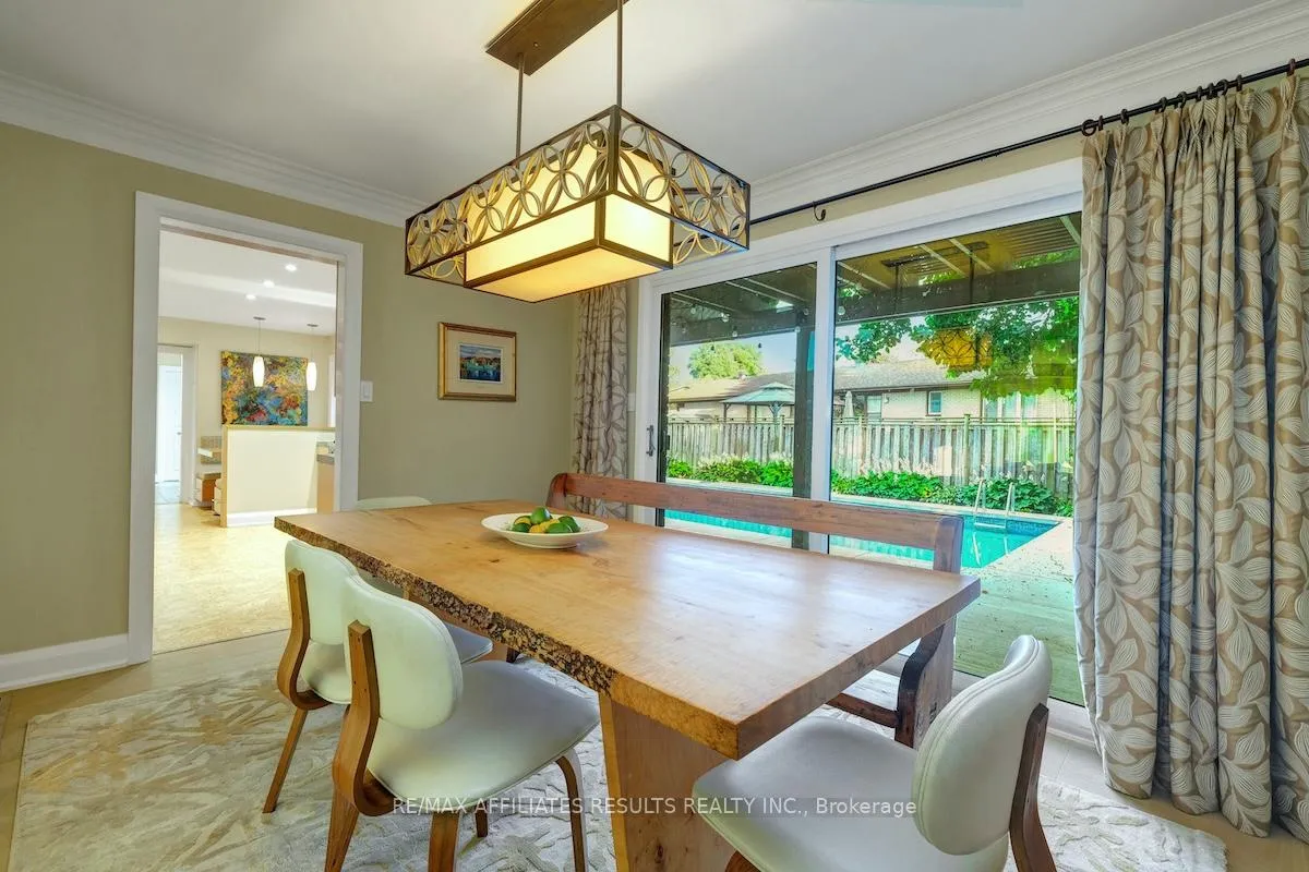 Photo 11 of 5 Tiffany Crescent, Ottawa, Kanata - Beaverbrook — HOMEH