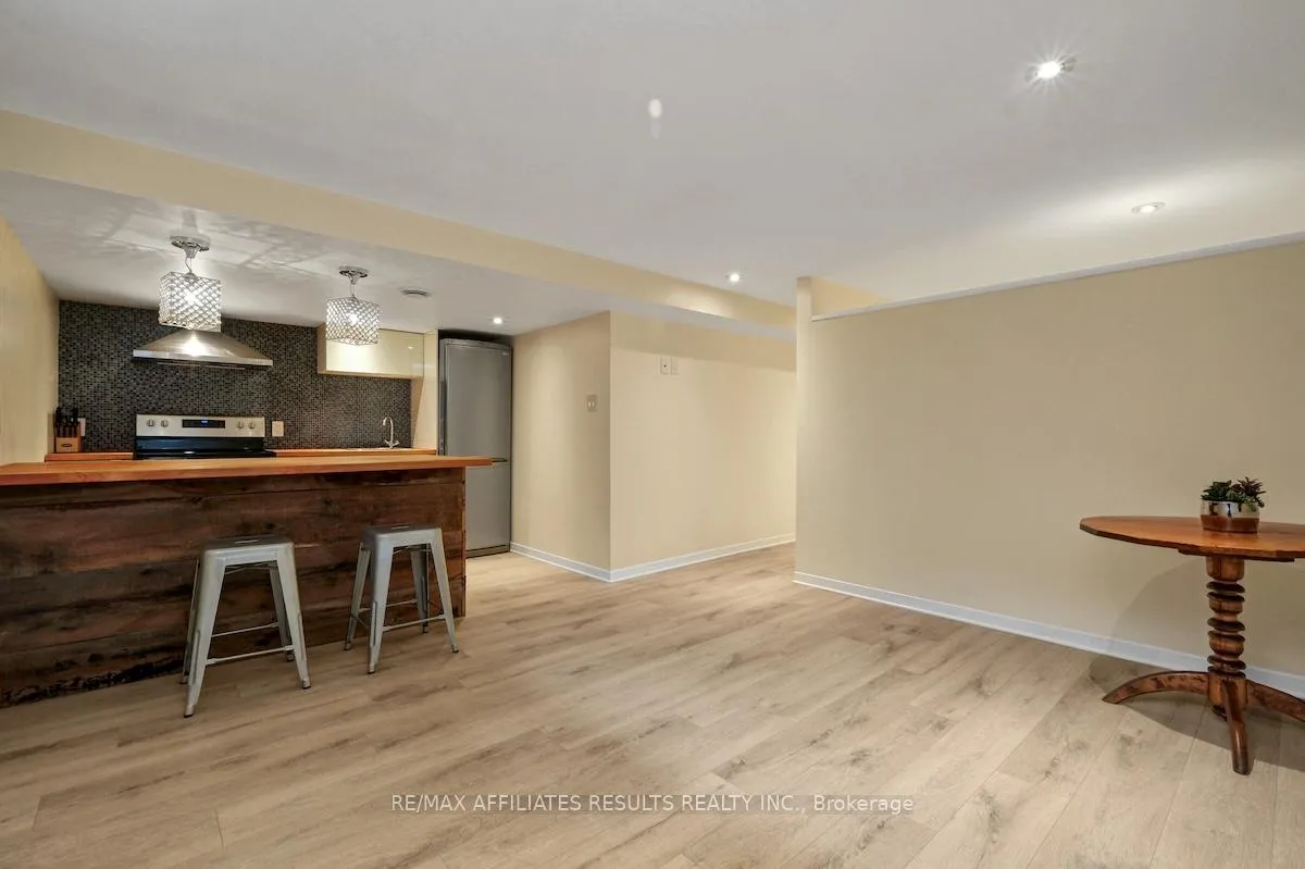 Photo 36 of 5 Tiffany Crescent, Ottawa, Kanata - Beaverbrook — HOMEH