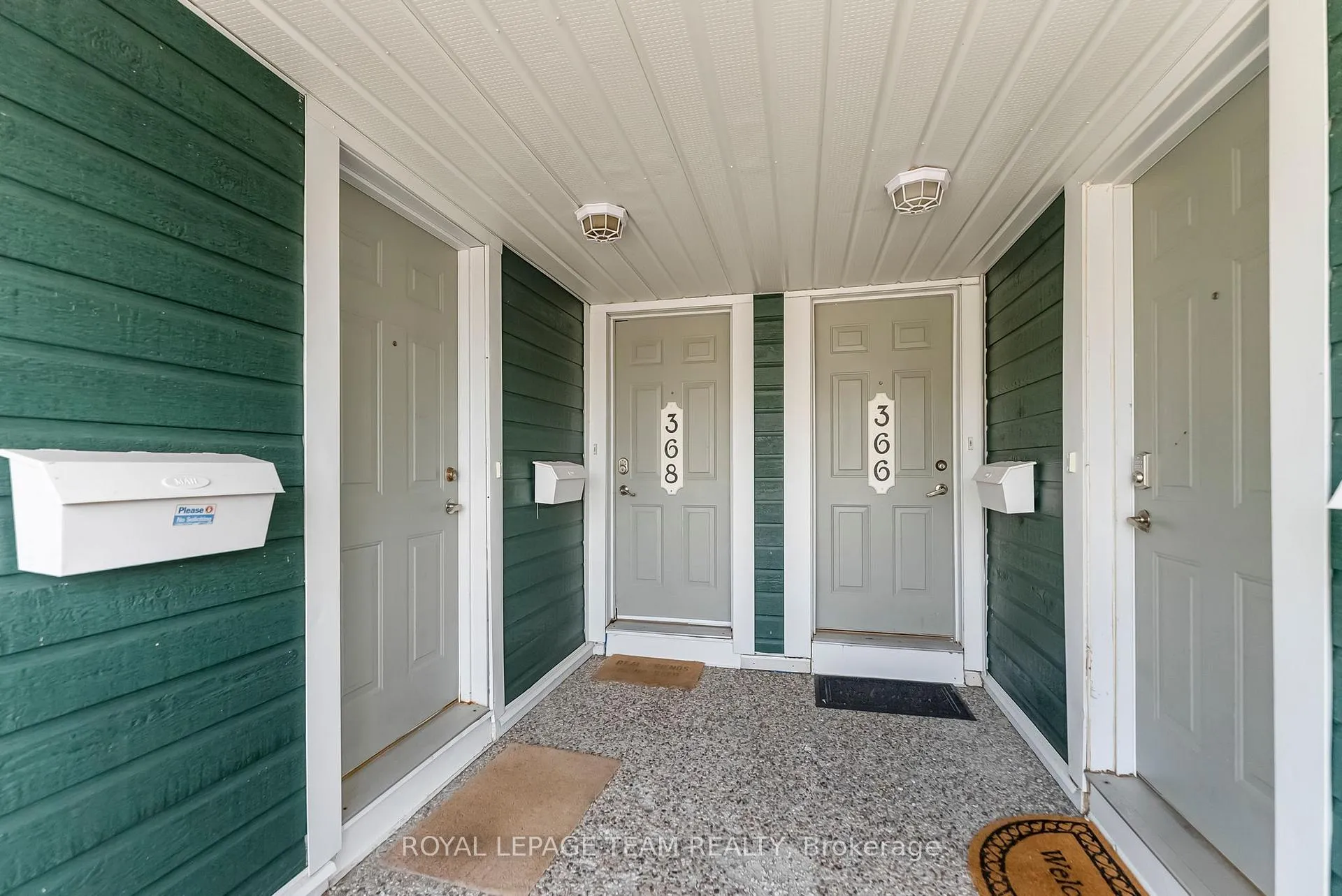 Photo 3 of 368 Crownridge Drive, Ottawa, Kanata - Emerald Meadows/Trailwest — HOMEH