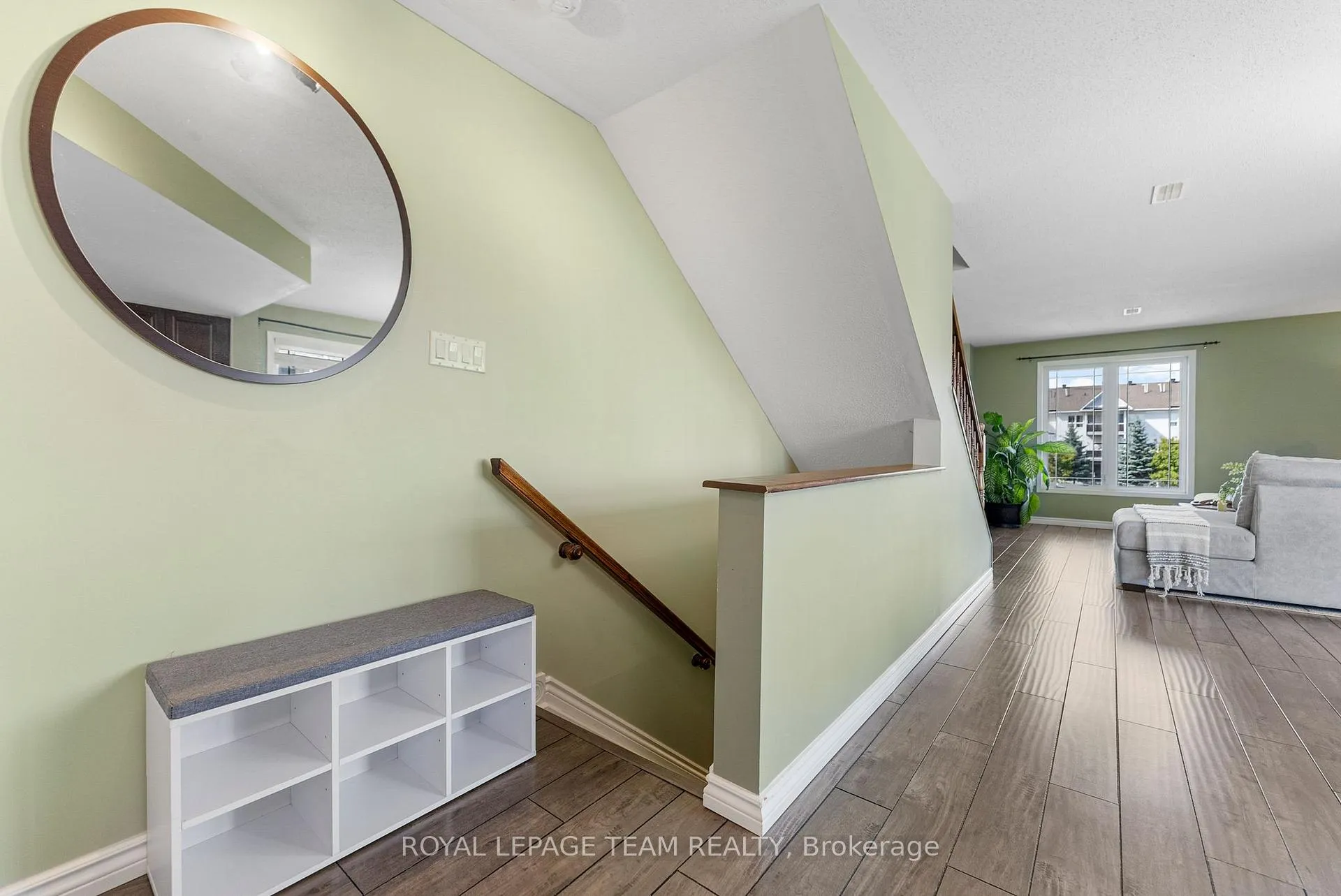 Photo 4 of 368 Crownridge Drive, Ottawa, Kanata - Emerald Meadows/Trailwest — HOMEH