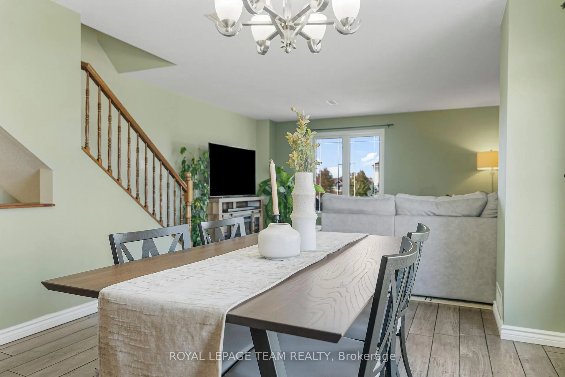 Photo 9 of 368 Crownridge Drive, Ottawa, Kanata - Emerald Meadows/Trailwest — HOMEH