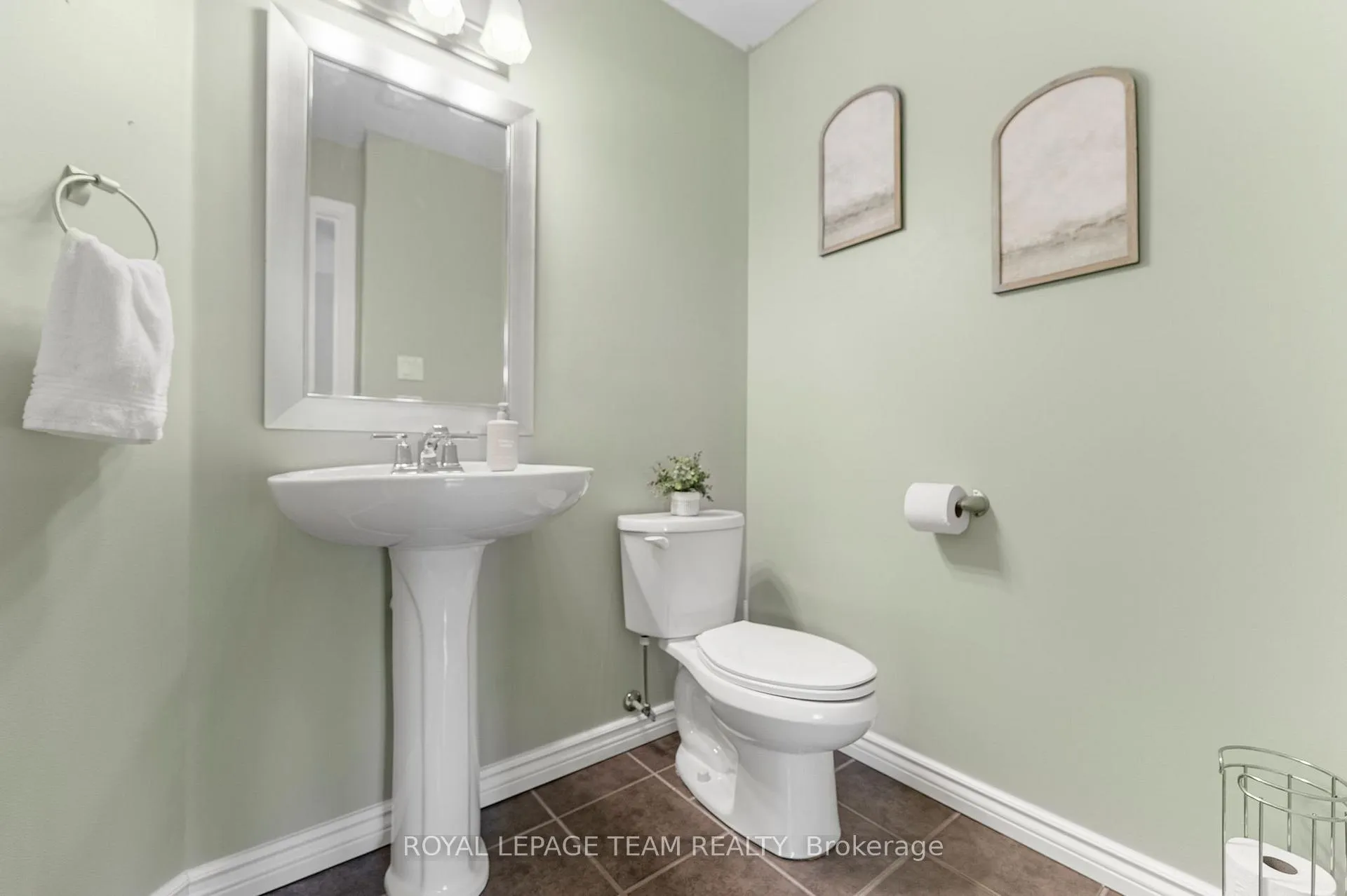 Photo 12 of 368 Crownridge Drive, Ottawa, Kanata - Emerald Meadows/Trailwest — HOMEH