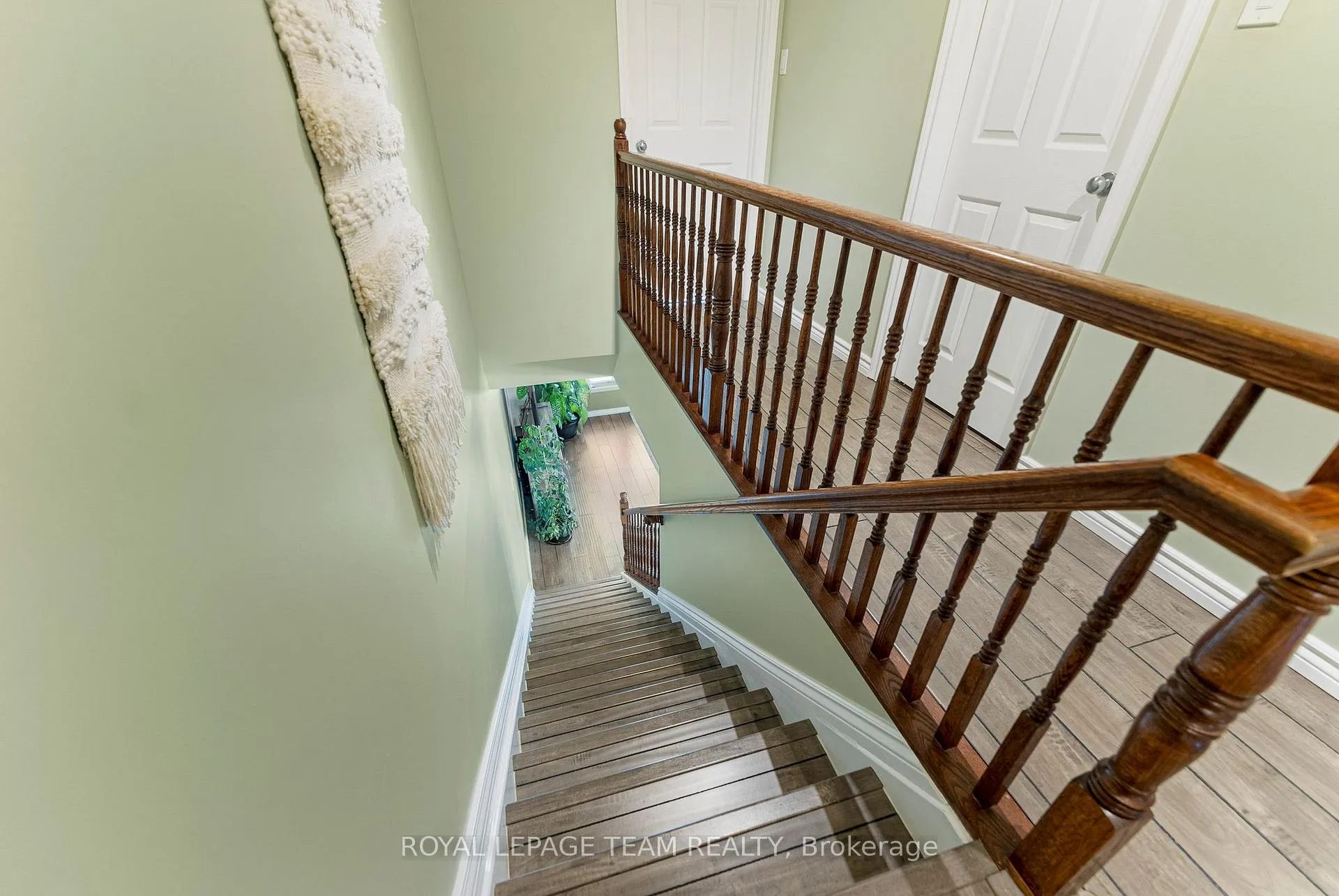Photo 20 of 368 Crownridge Drive, Ottawa, Kanata - Emerald Meadows/Trailwest — HOMEH