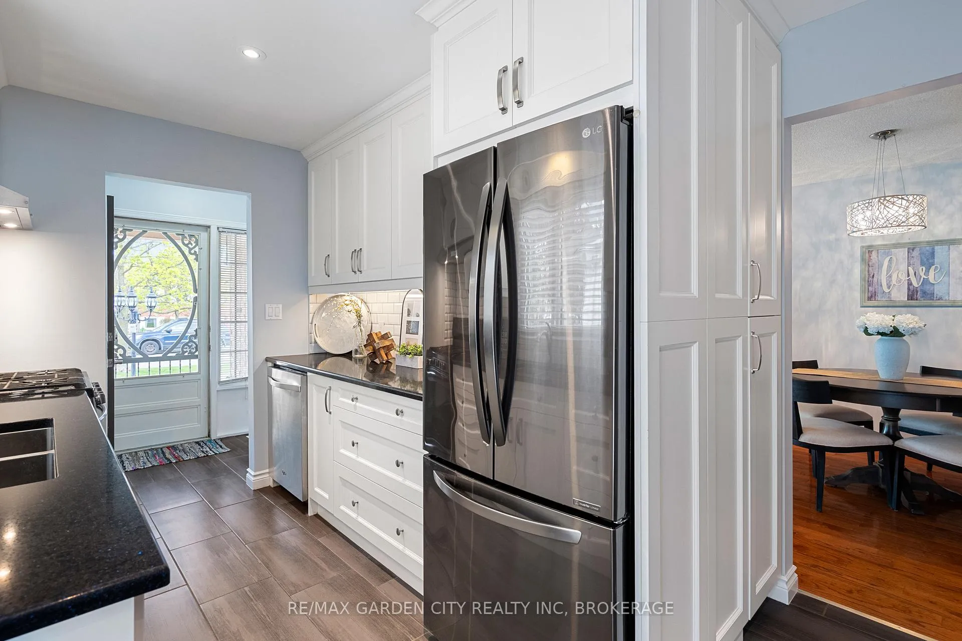 Photo 15 of 28 Fox Trail Drive, St. Catharines, Rykert/Vansickle — HOMEH