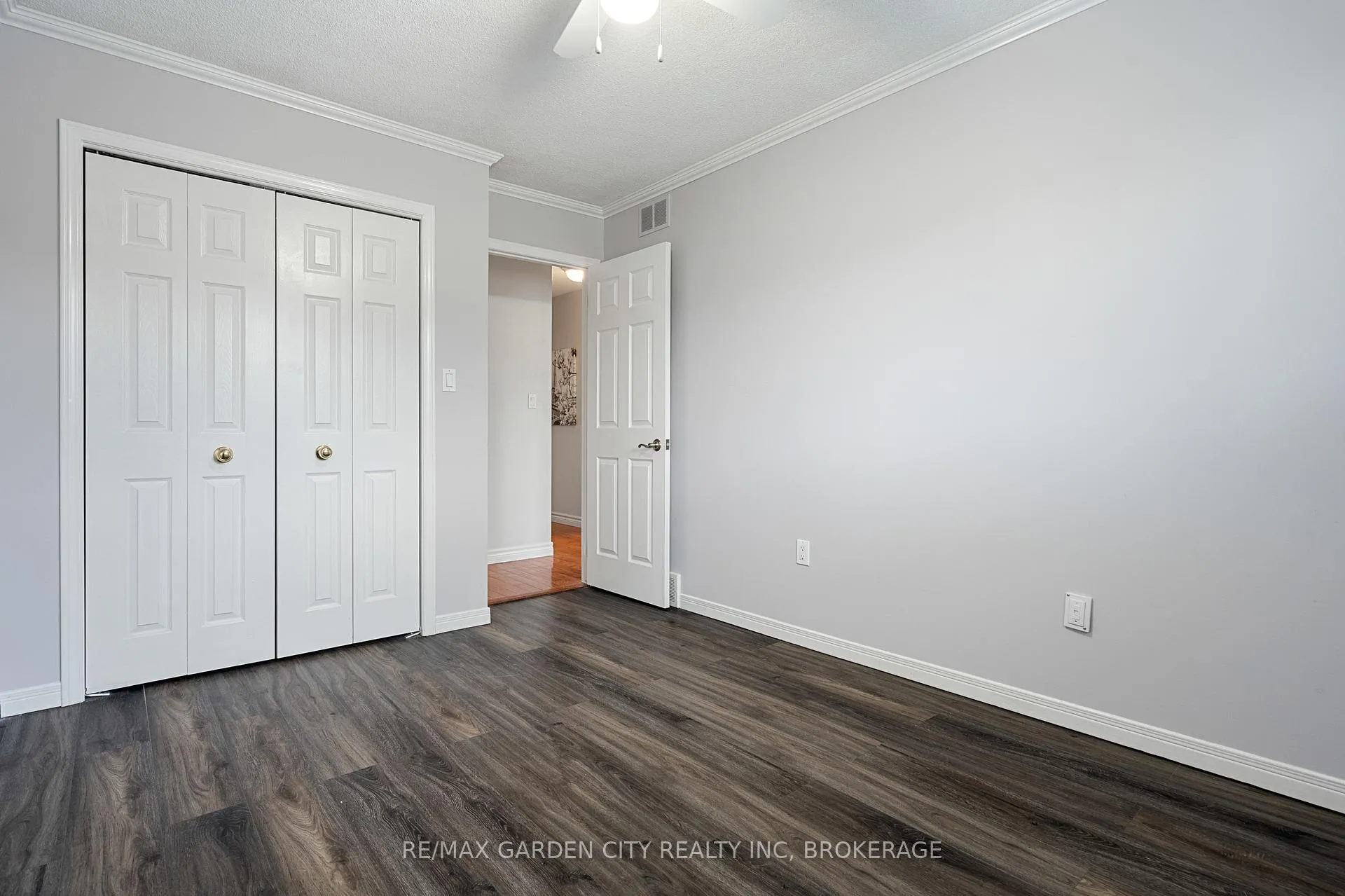 Photo 26 of 28 Fox Trail Drive, St. Catharines, Rykert/Vansickle — HOMEH