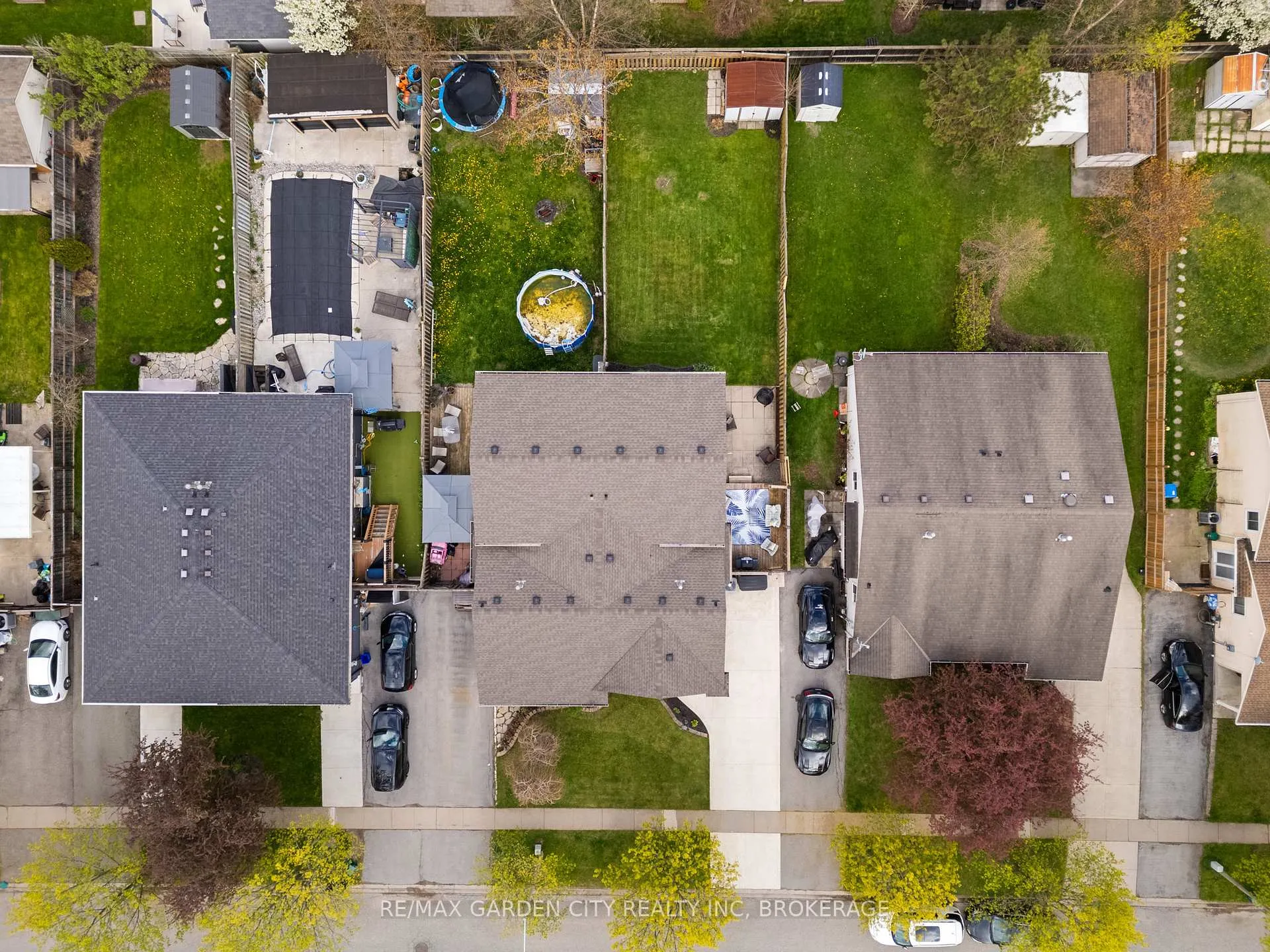 Photo 43 of 28 Fox Trail Drive, St. Catharines, Rykert/Vansickle — HOMEH