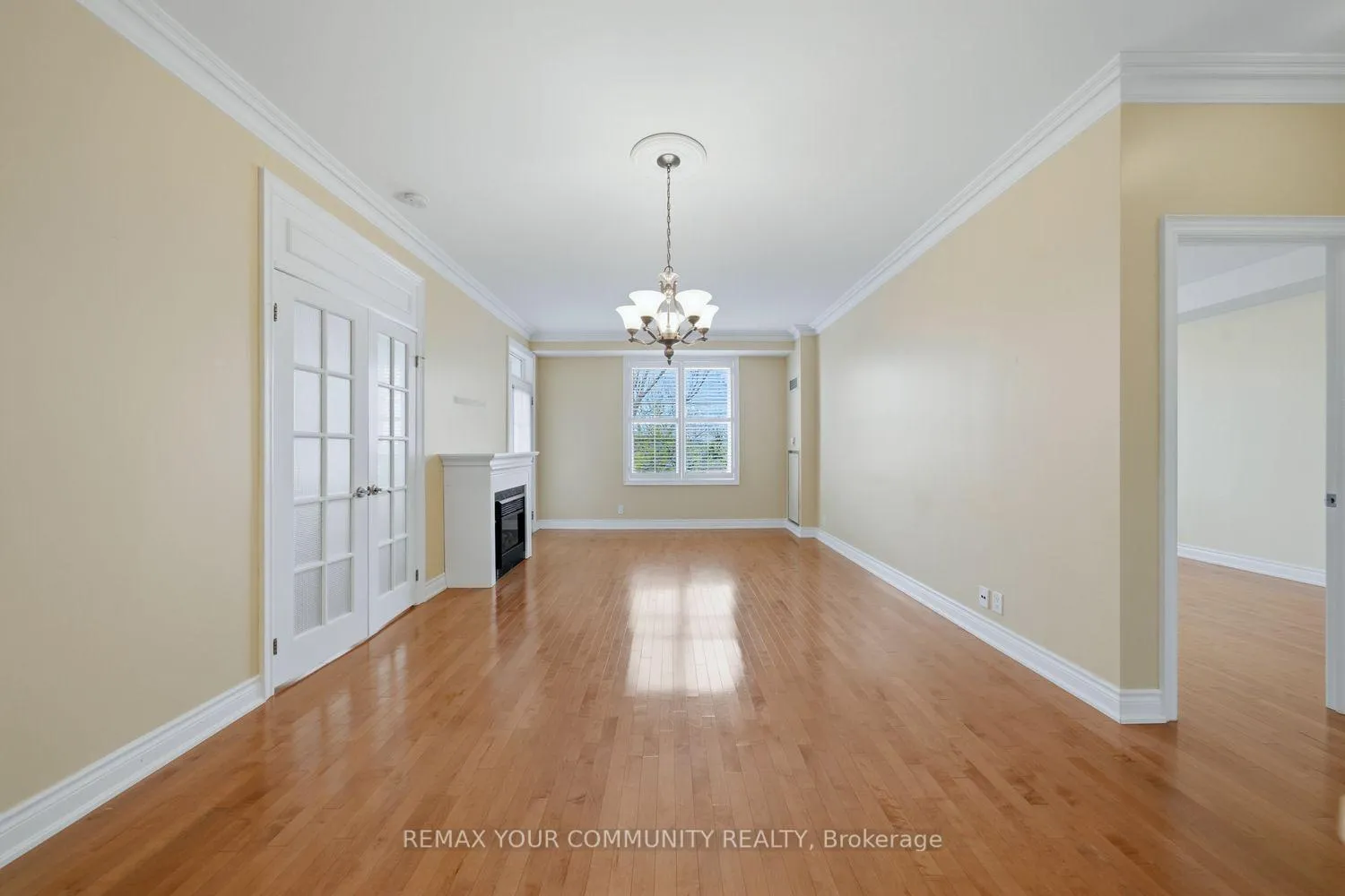 Photo 8 of Unit 313, 9519 Keele Street, Vaughan, Maple — HOMEH