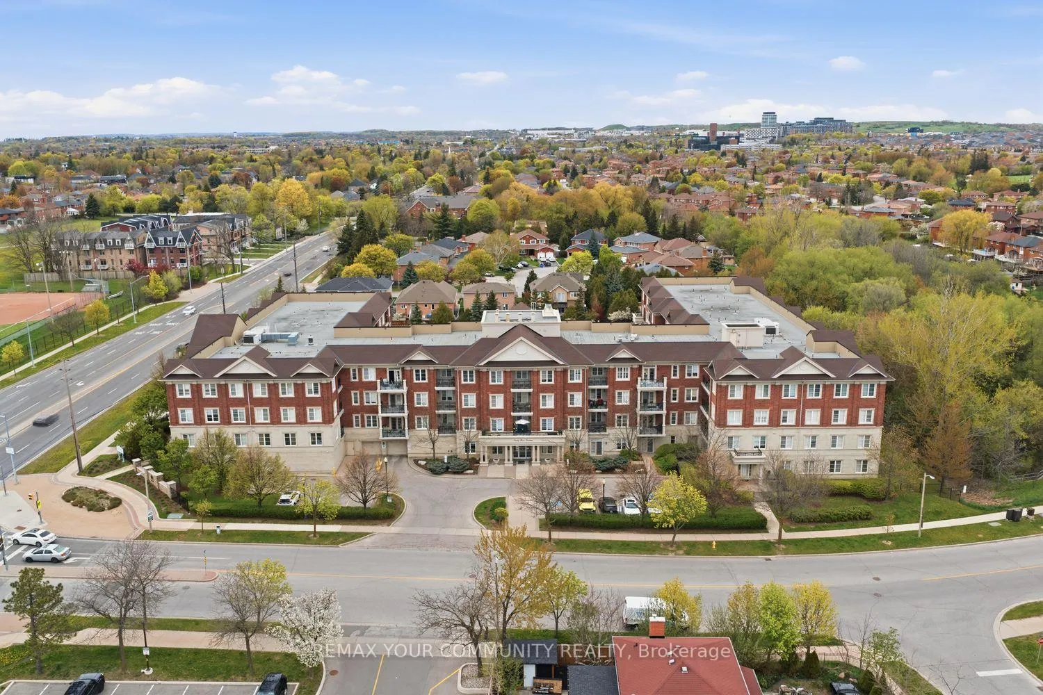 Photo 42 of Unit 313, 9519 Keele Street, Vaughan, Maple — HOMEH