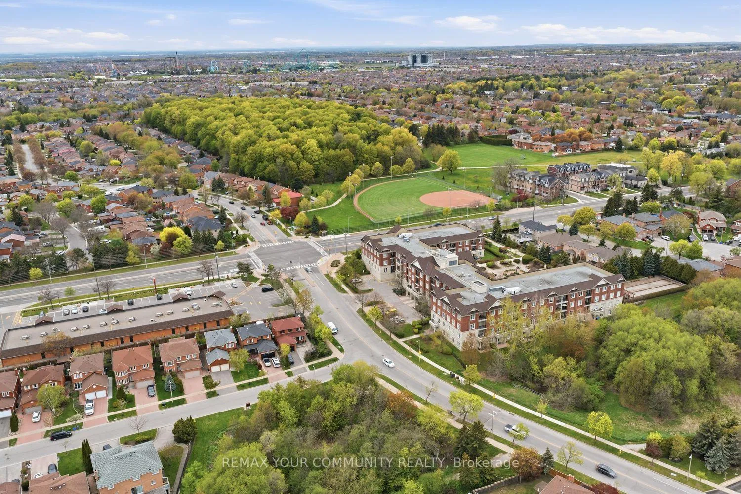 Photo 43 of Unit 313, 9519 Keele Street, Vaughan, Maple — HOMEH