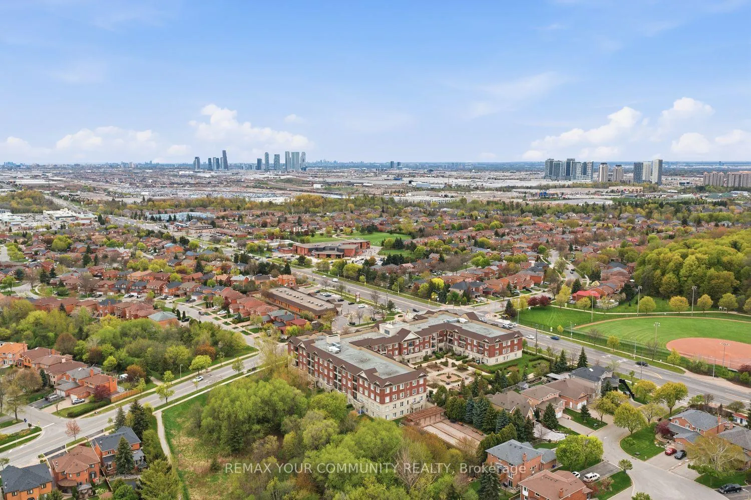 Photo 49 of Unit 313, 9519 Keele Street, Vaughan, Maple — HOMEH