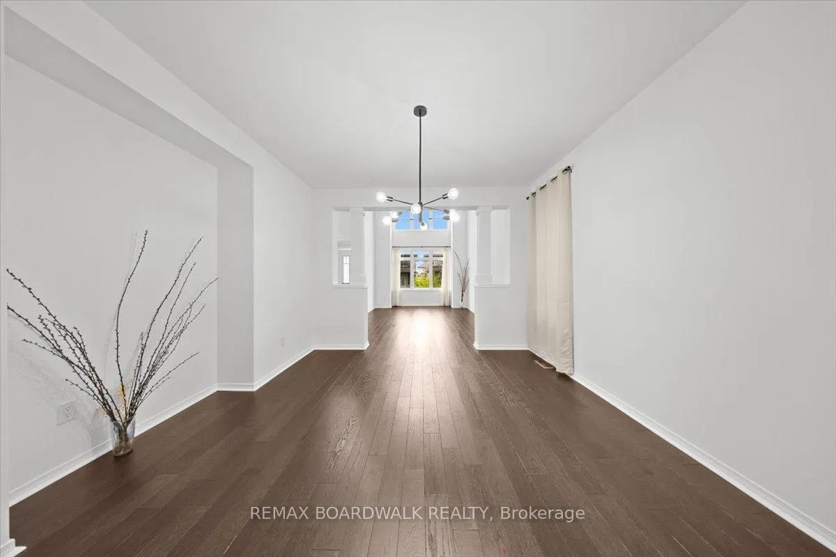 Photo 7 of 333 Haliburton Heights, Ottawa, Kanata - Emerald Meadows/Trailwest — HOMEH