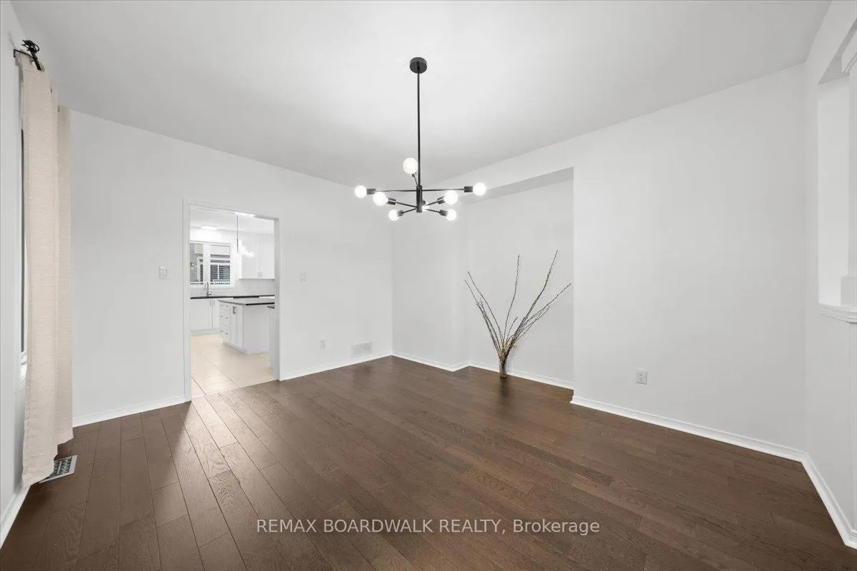 Photo 9 of 333 Haliburton Heights, Ottawa, Kanata - Emerald Meadows/Trailwest — HOMEH