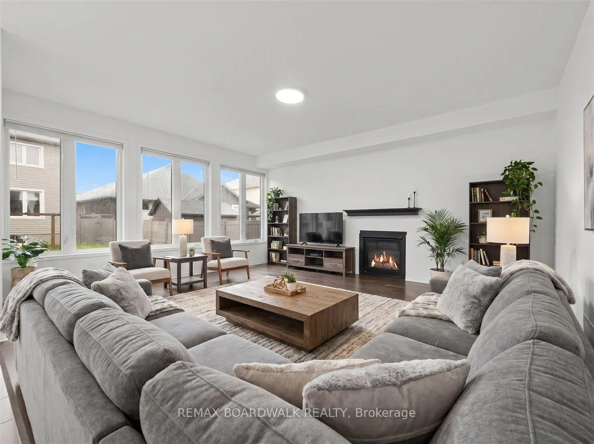 Photo 23 of 333 Haliburton Heights, Ottawa, Kanata - Emerald Meadows/Trailwest — HOMEH