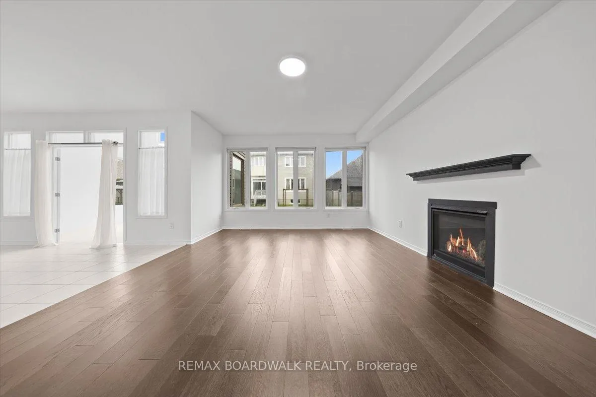 Photo 24 of 333 Haliburton Heights, Ottawa, Kanata - Emerald Meadows/Trailwest — HOMEH
