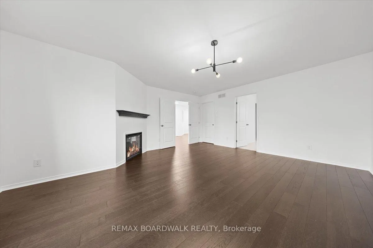 Photo 32 of 333 Haliburton Heights, Ottawa, Kanata - Emerald Meadows/Trailwest — HOMEH