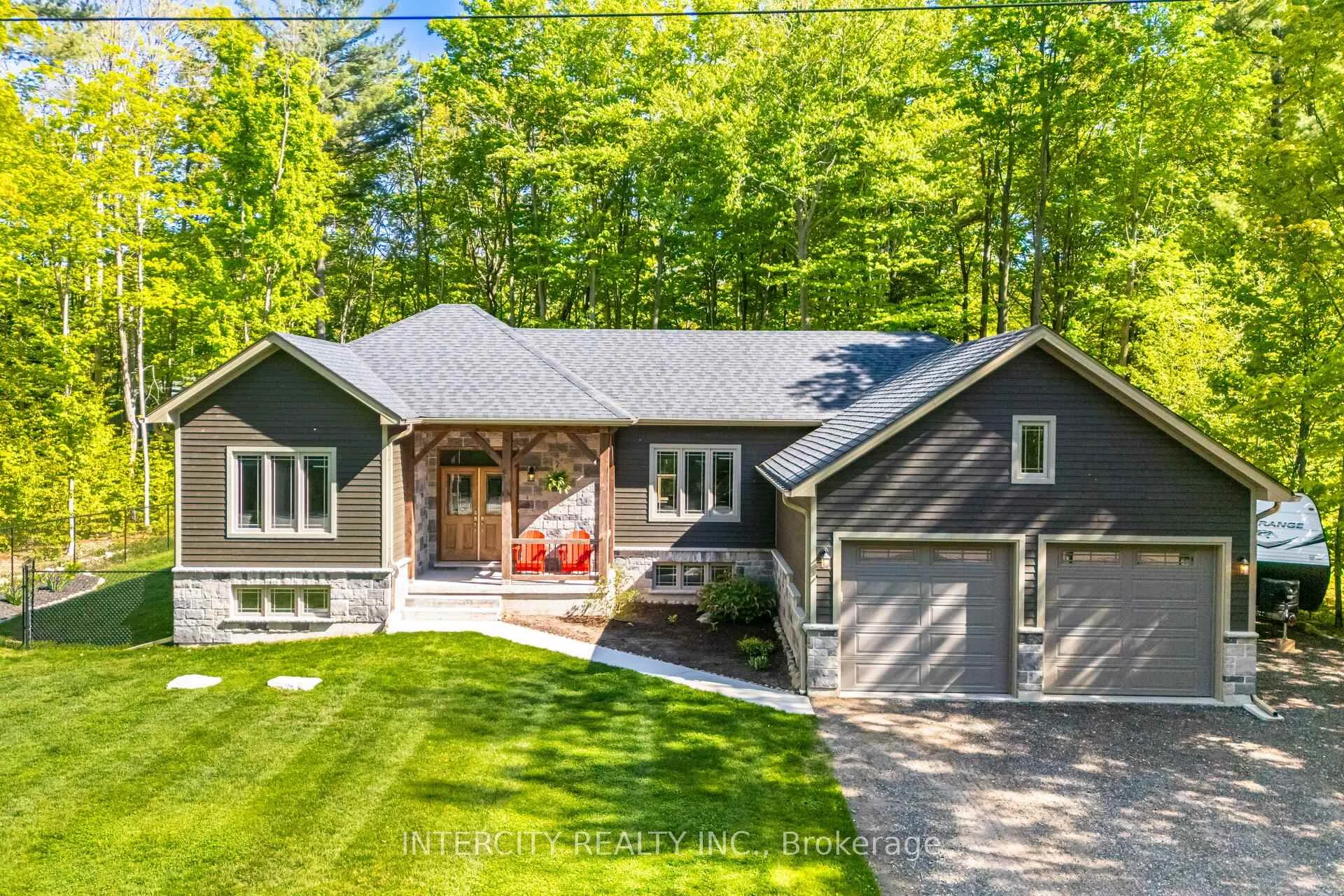 Photo 3 of 41 Tall Pines Drive, Tiny, Rural Tiny — HOMEH