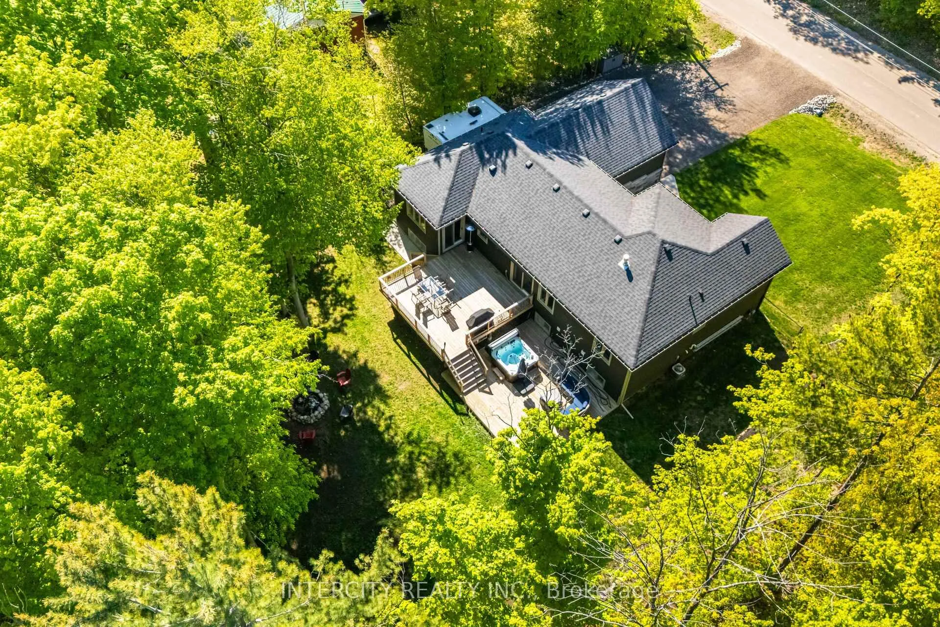 Photo 29 of 41 Tall Pines Drive, Tiny, Rural Tiny — HOMEH