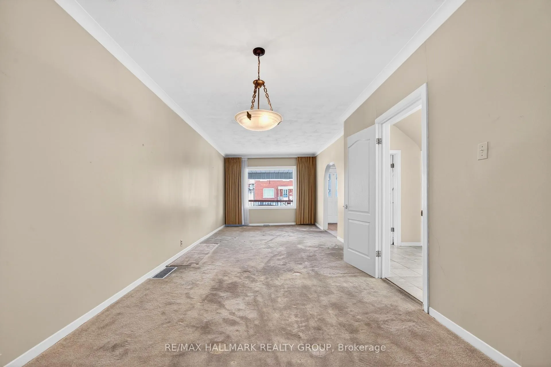 Photo 14 of 104 Grange Avenue, Ottawa, Ottawa West — HOMEH