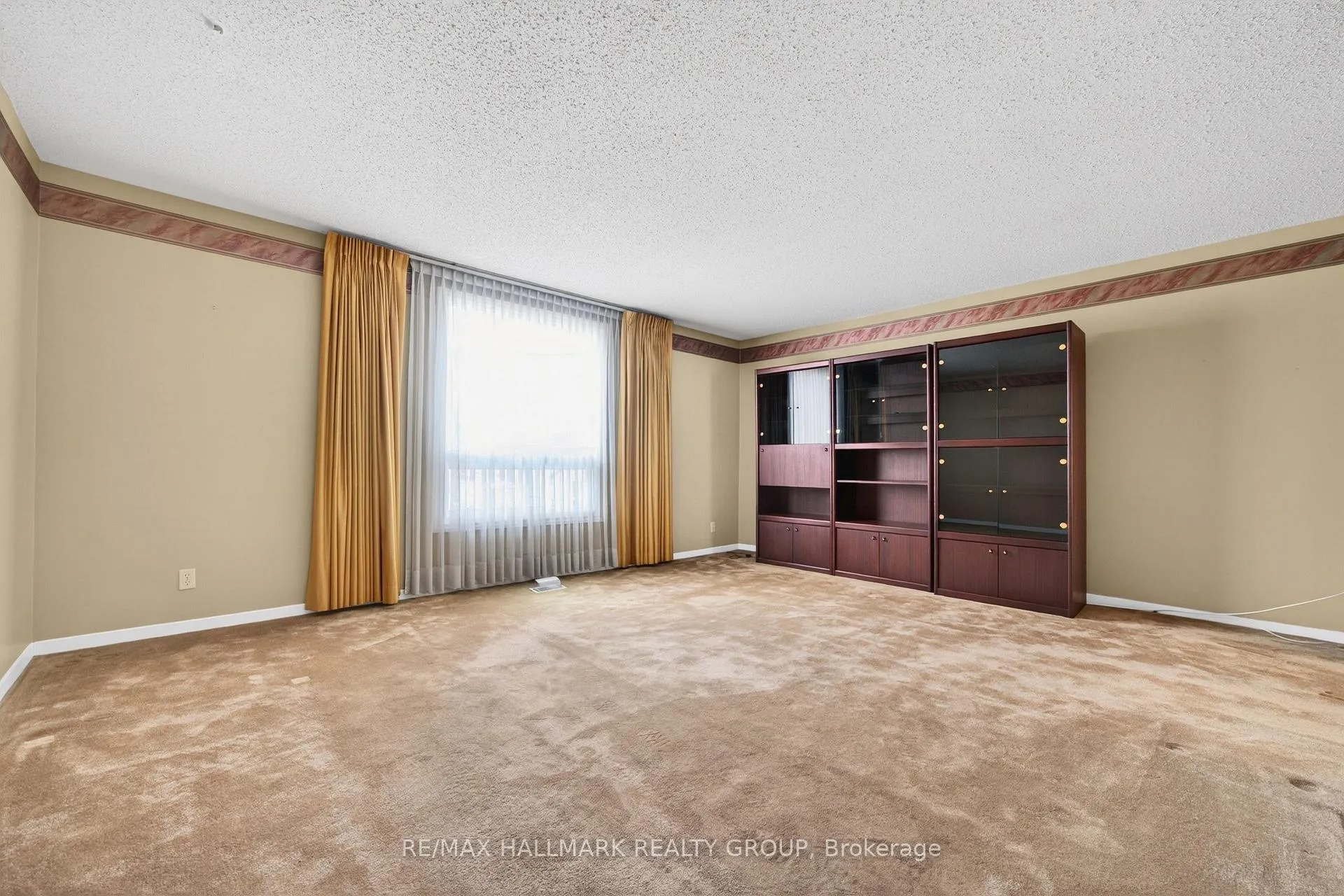 Photo 21 of 104 Grange Avenue, Ottawa, Ottawa West — HOMEH