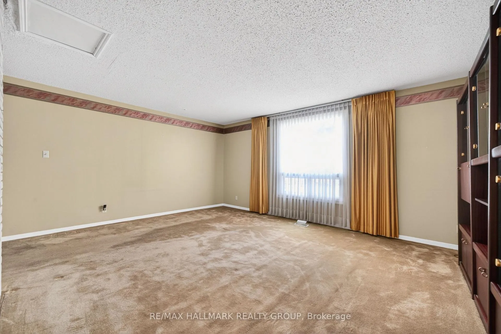 Photo 22 of 104 Grange Avenue, Ottawa, Ottawa West — HOMEH