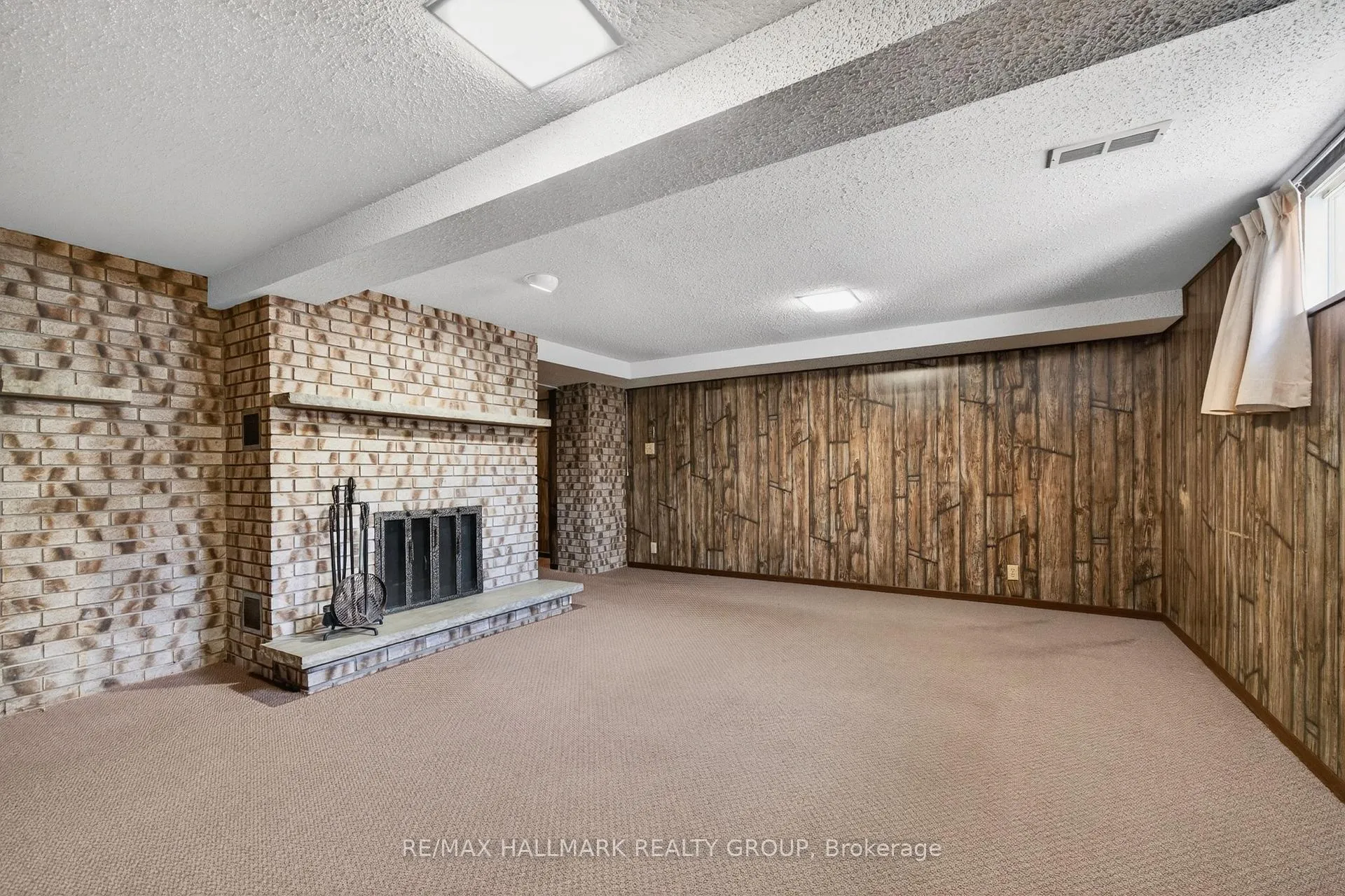 Photo 43 of 104 Grange Avenue, Ottawa, Ottawa West — HOMEH