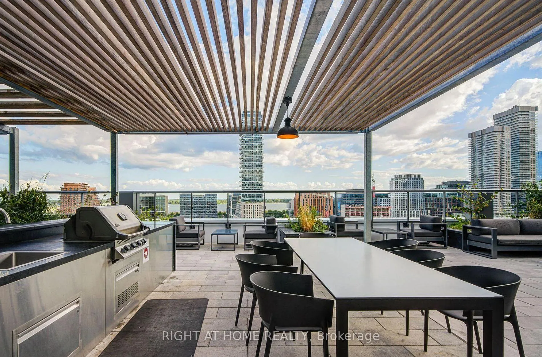 Photo 2 of Unit 2815 E, 70 Princess Street E, Toronto, Waterfront Communities — HOMEH