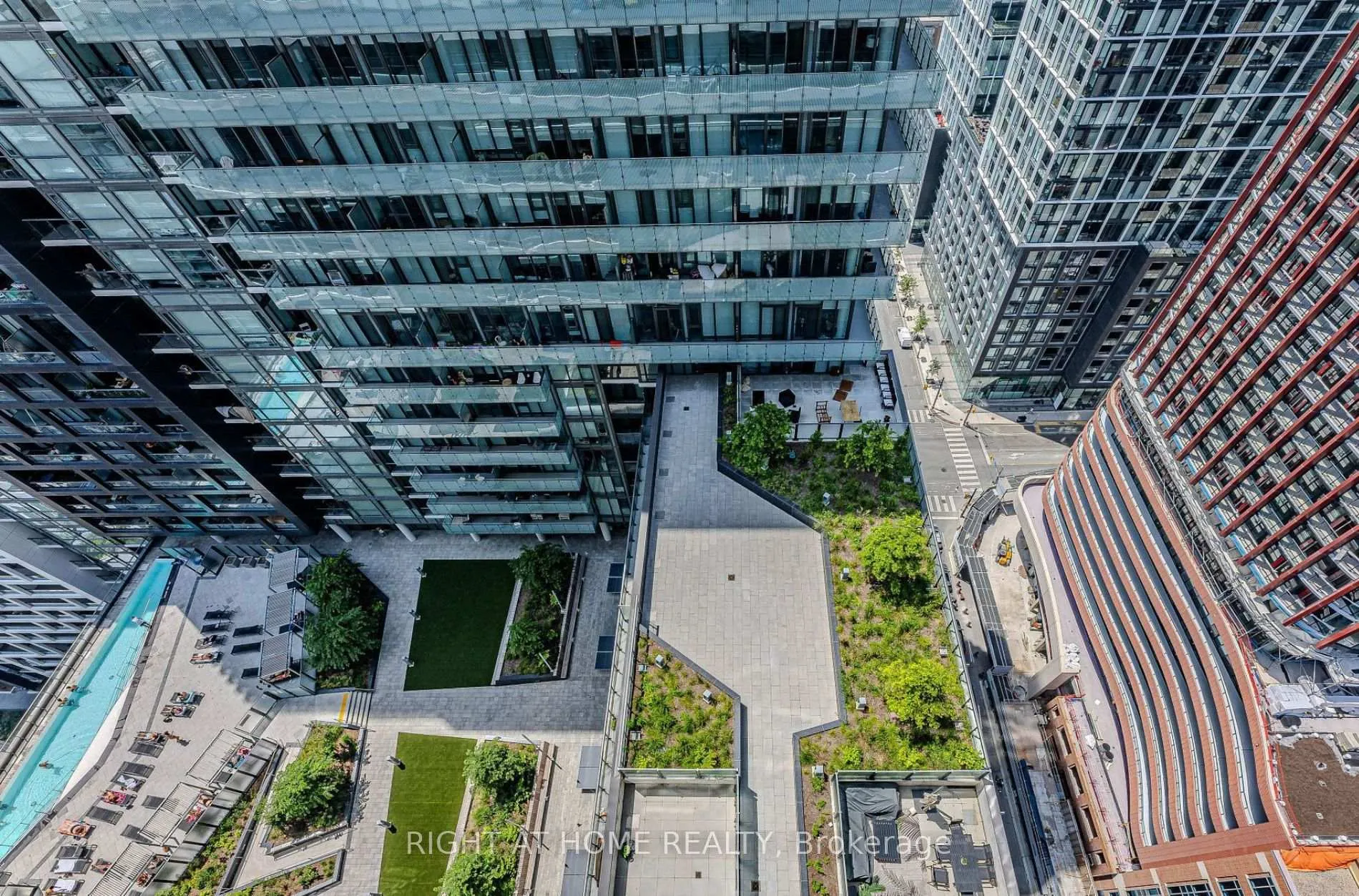 Photo 9 of Unit 2815 E, 70 Princess Street E, Toronto, Waterfront Communities — HOMEH