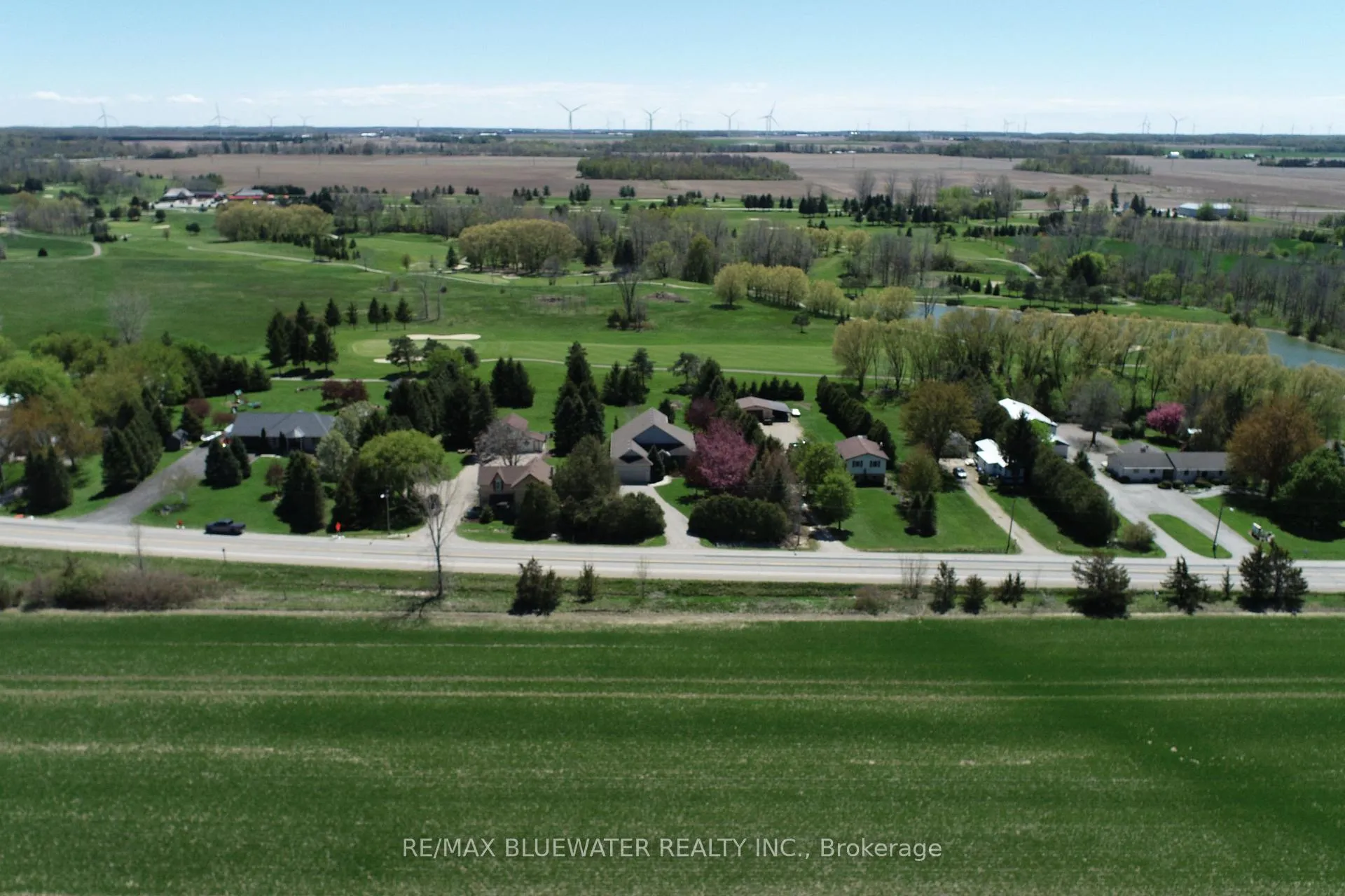 Photo 50 of 295 Main Street, Lambton Shores, Thedford — HOMEH