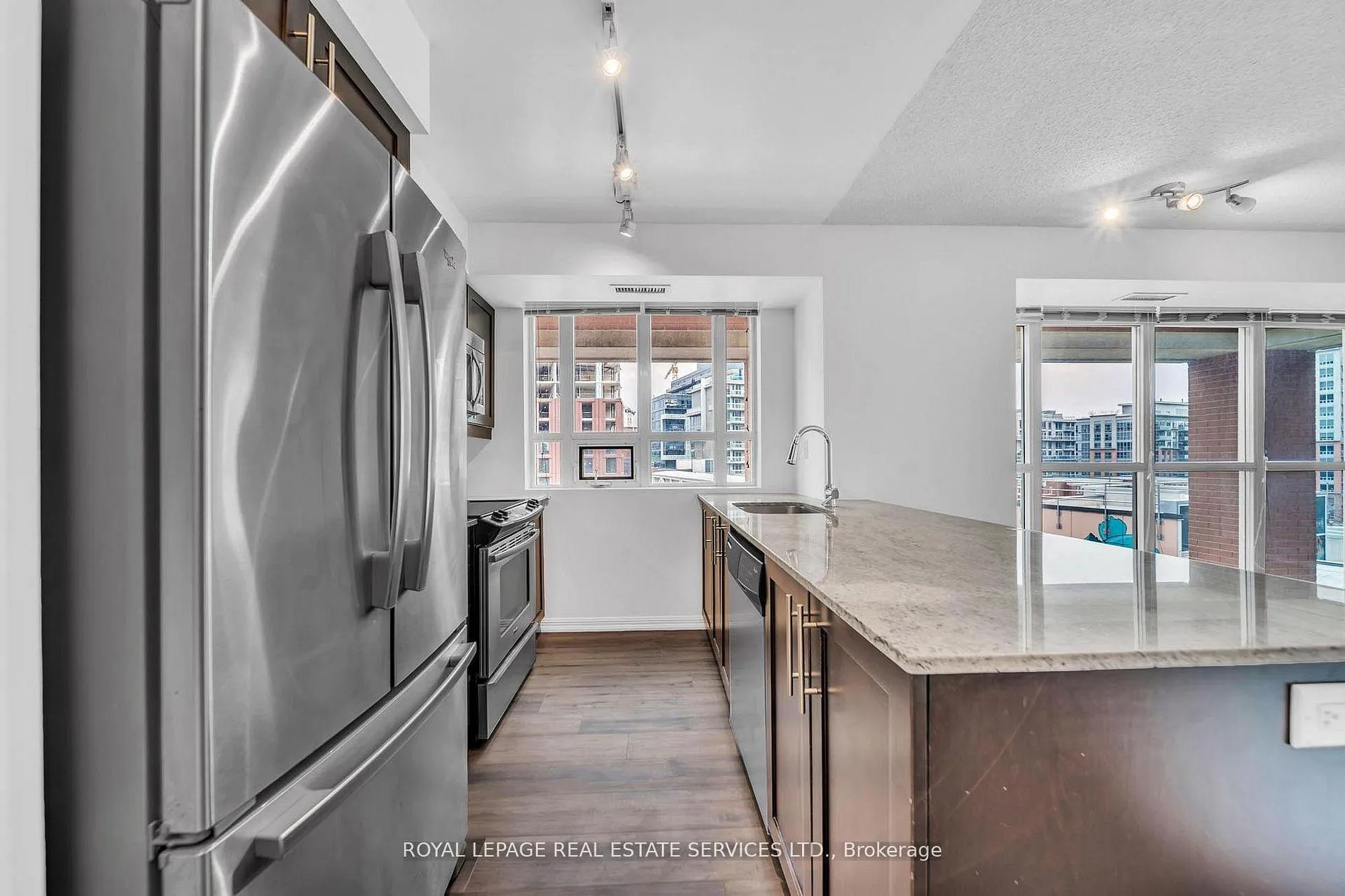Photo 8 of Unit 502, 125 Western Battery Road, Toronto, Niagara — HOMEH