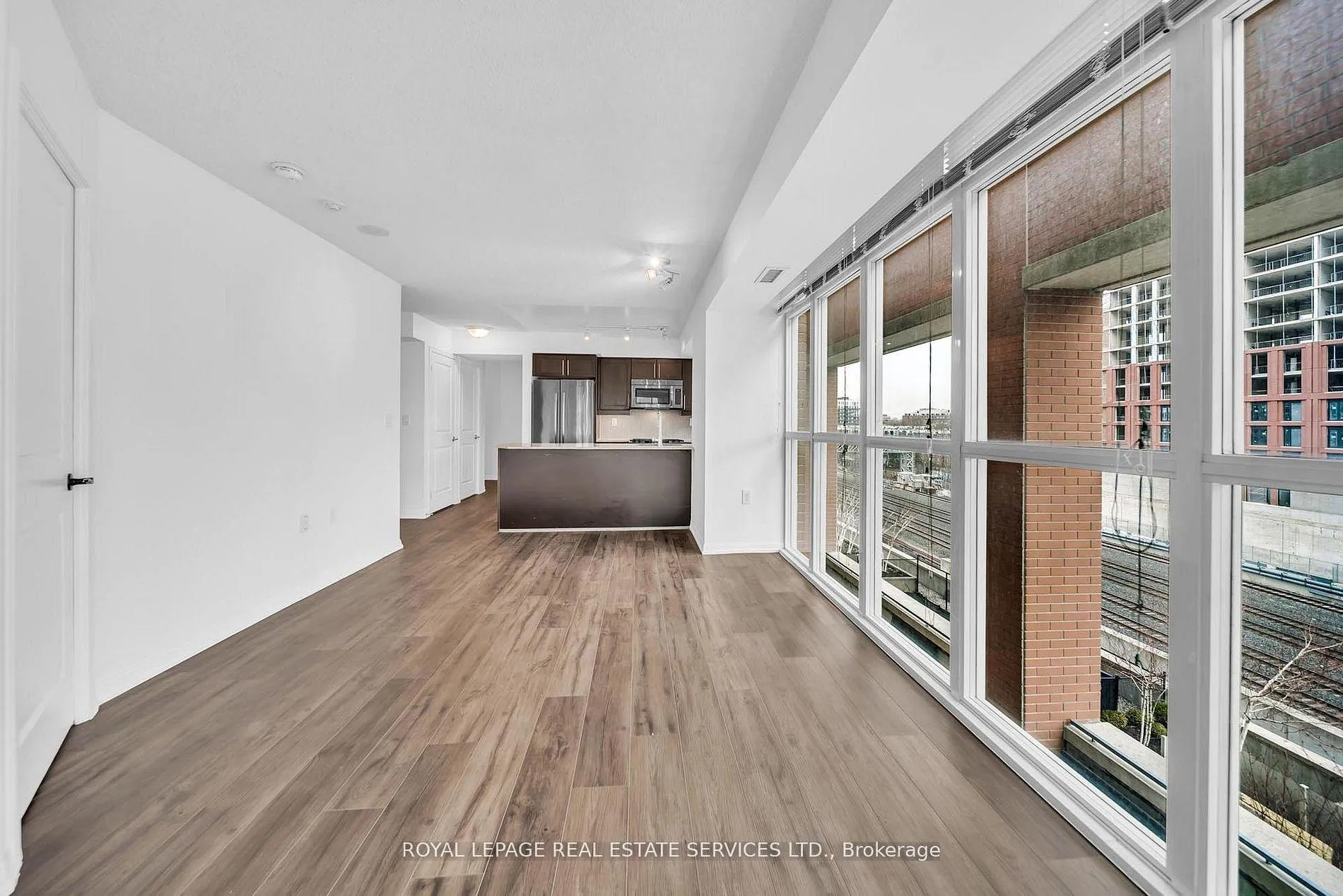 Photo 16 of Unit 502, 125 Western Battery Road, Toronto, Niagara — HOMEH