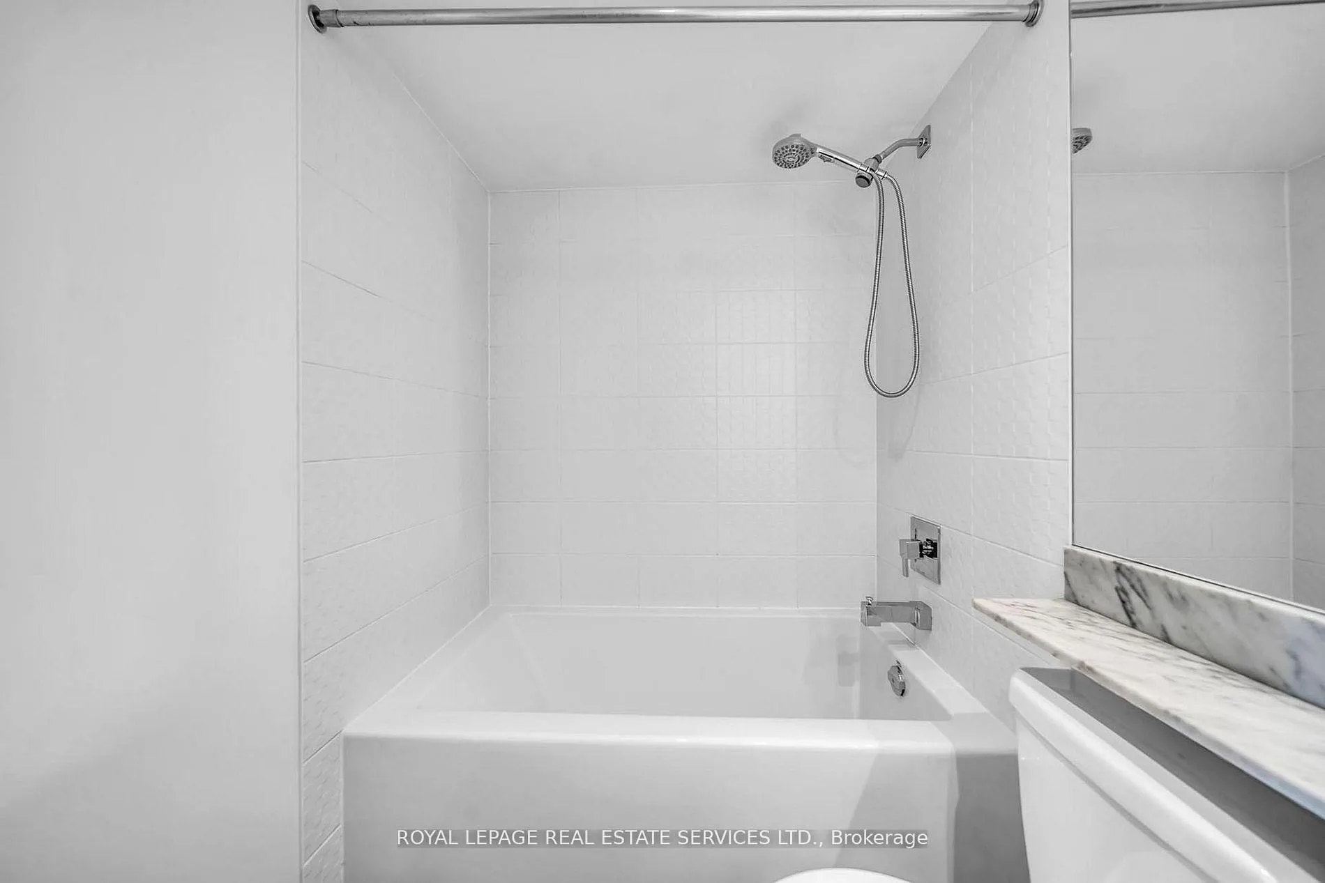Photo 28 of Unit 502, 125 Western Battery Road, Toronto, Niagara — HOMEH