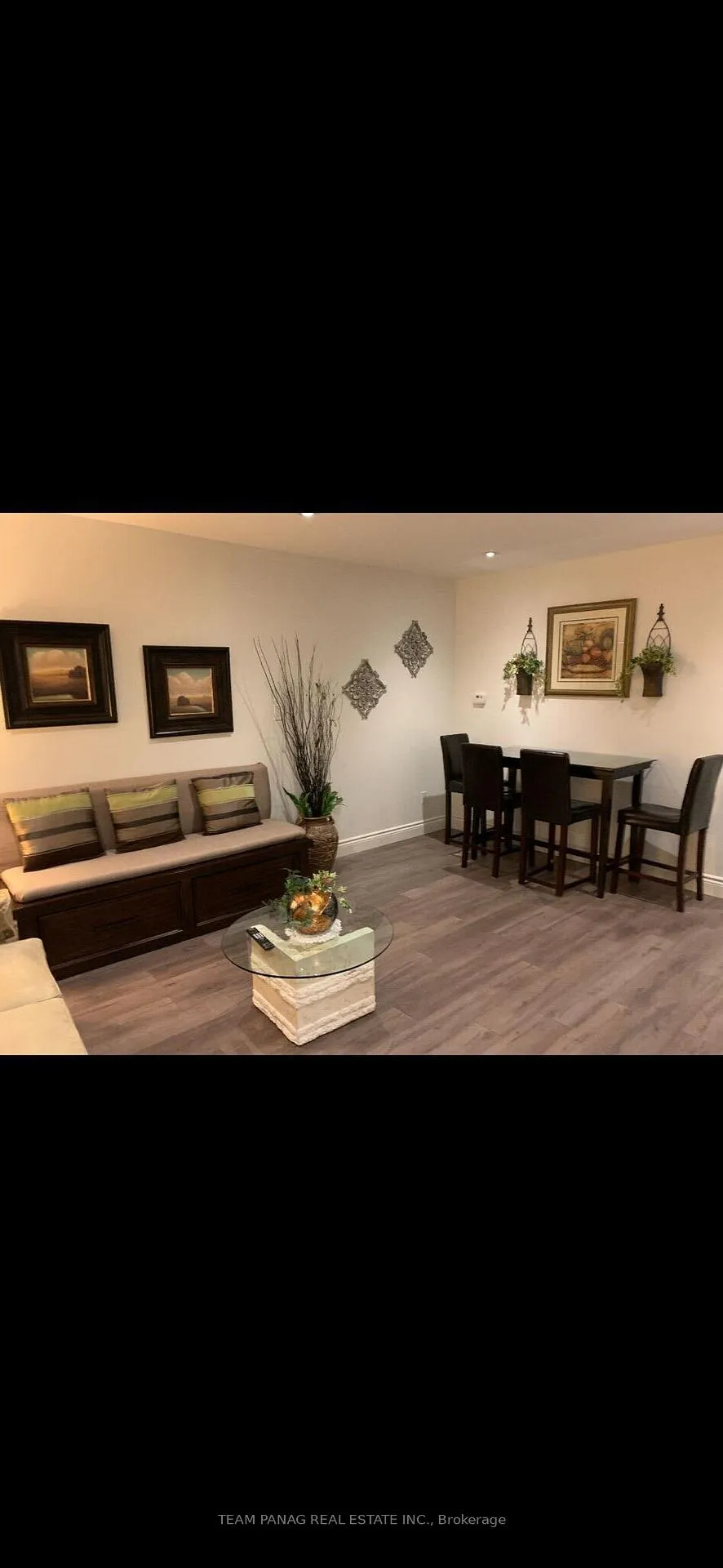 Photo 3 of 20 Kingsmount Street S, Hamilton, Ainslie Wood — HOMEH