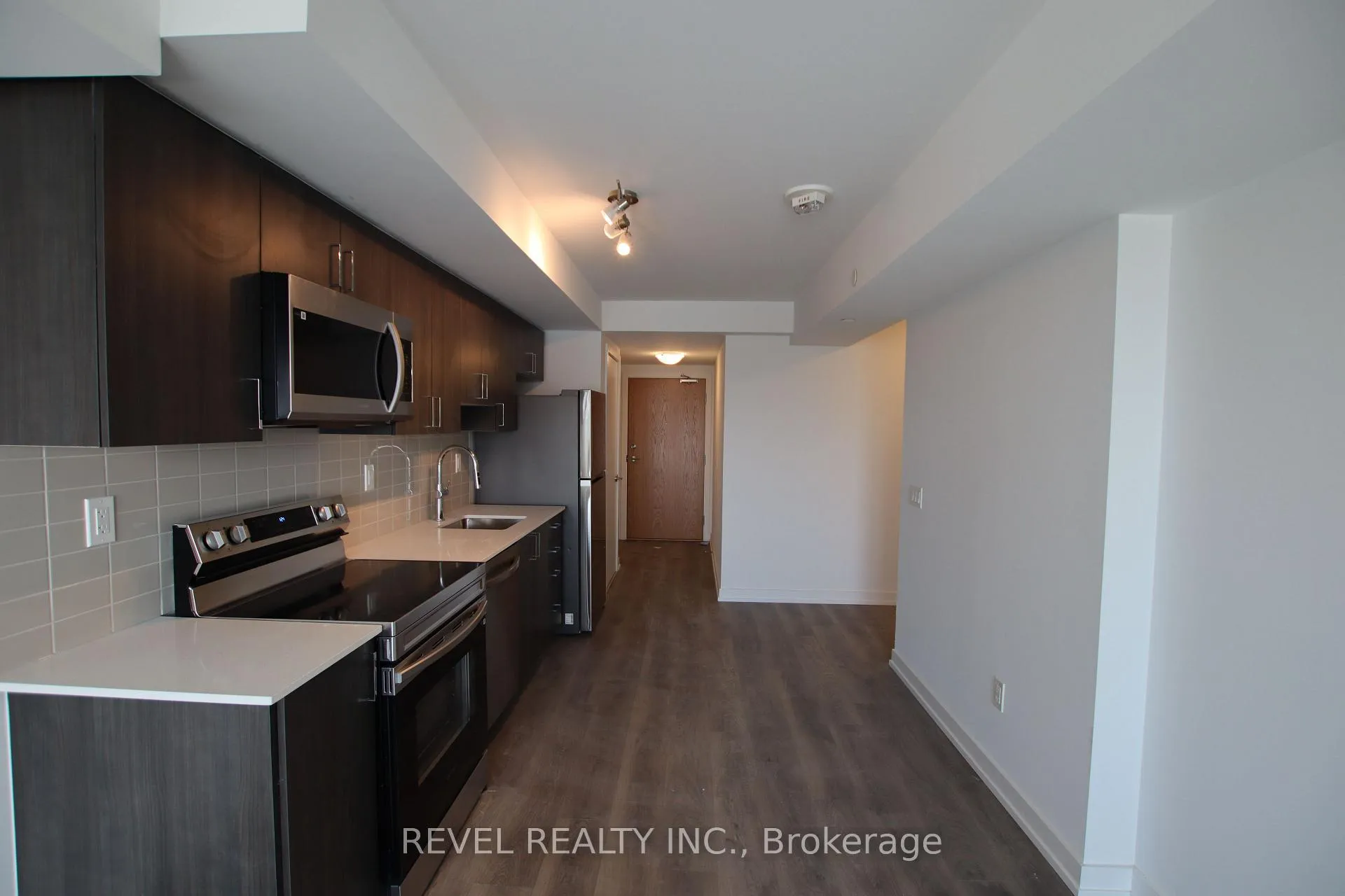 Photo 4 of Unit 2312, 1435 Celebration Drive, Pickering, Bay Ridges — HOMEH