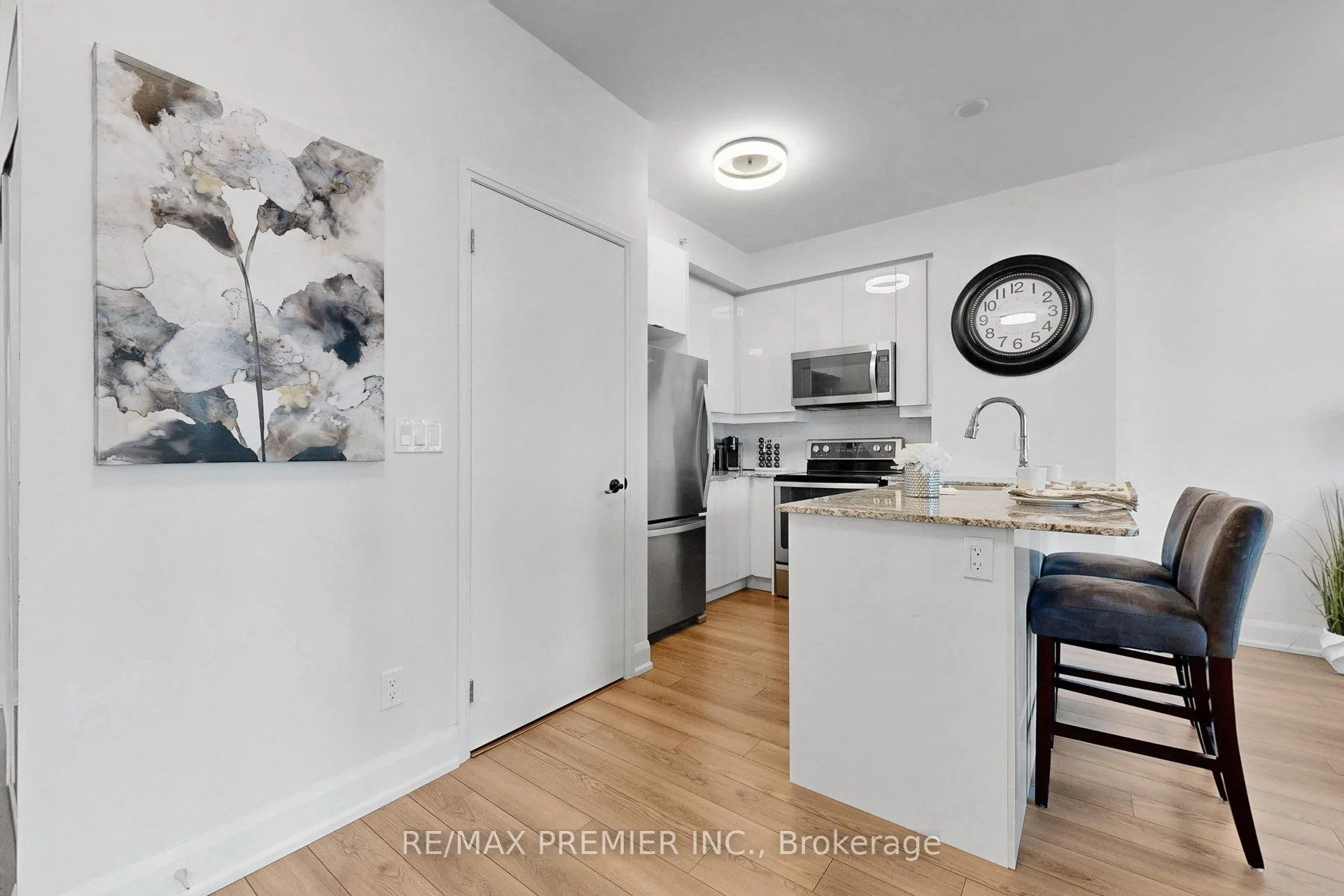 Photo 11 of Unit 1807, 2910 Highway 7, Vaughan, Concord — HOMEH