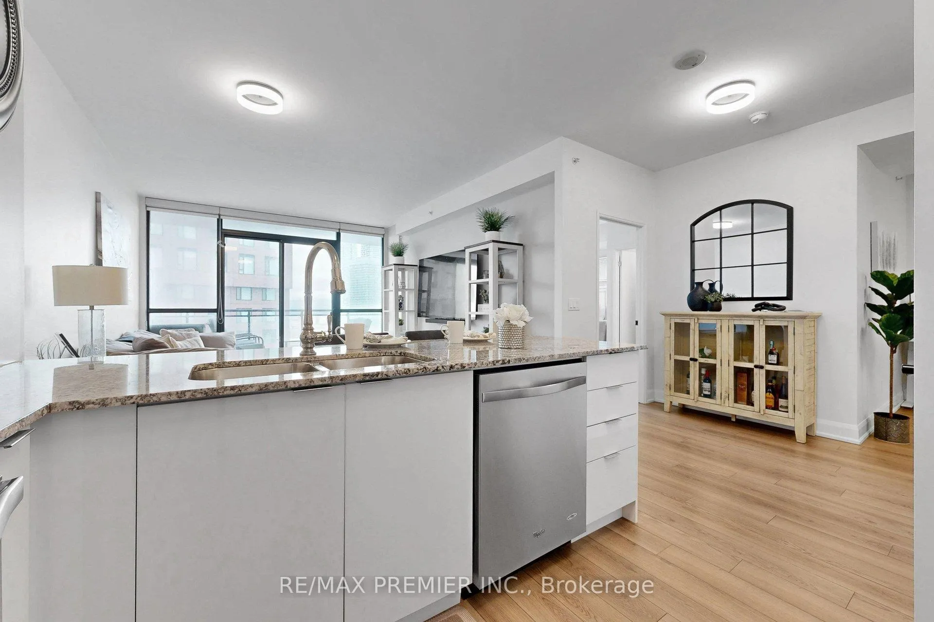 Photo 14 of Unit 1807, 2910 Highway 7, Vaughan, Concord — HOMEH