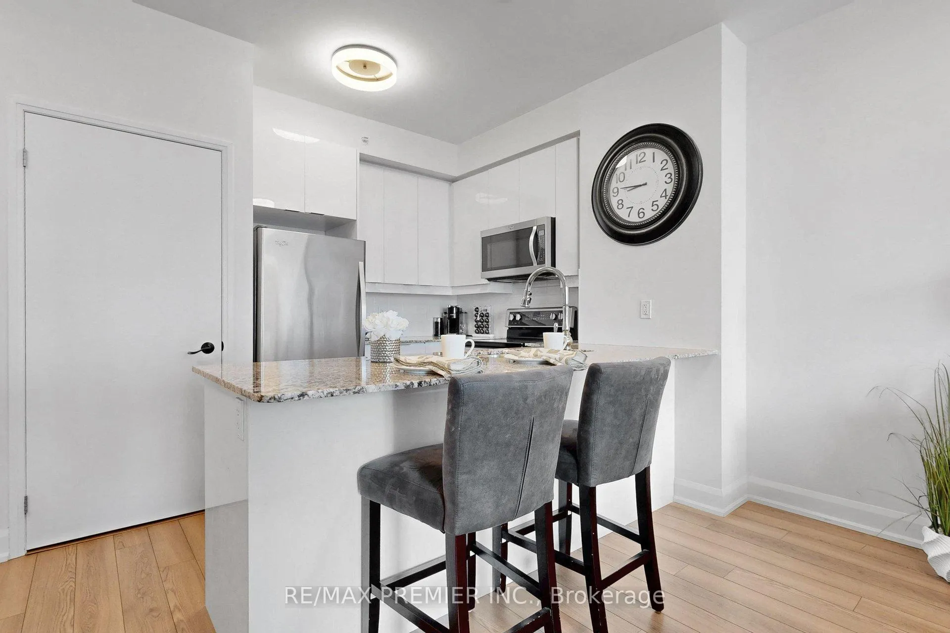 Photo 16 of Unit 1807, 2910 Highway 7, Vaughan, Concord — HOMEH