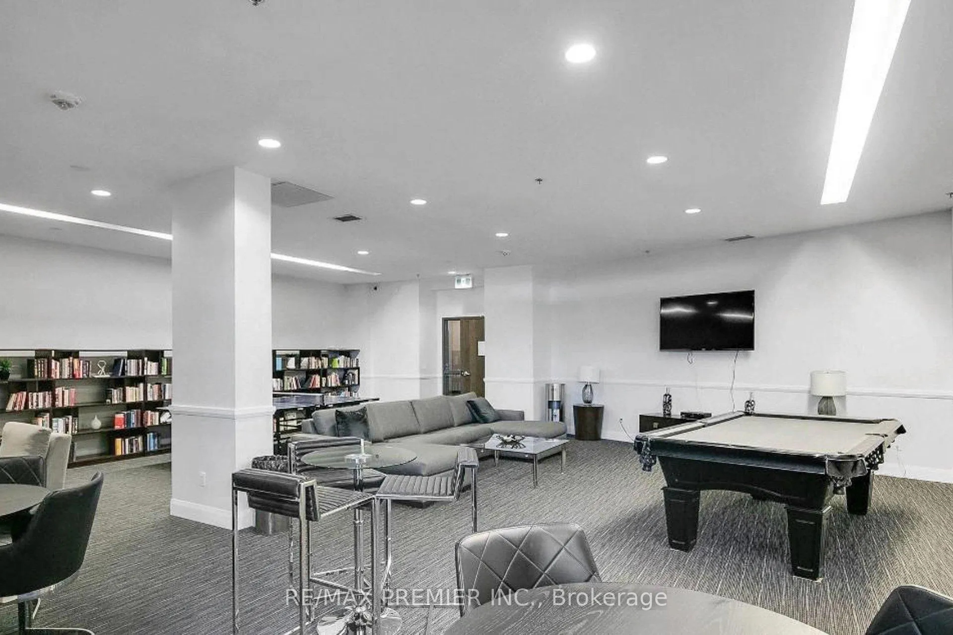 Photo 45 of Unit 1807, 2910 Highway 7, Vaughan, Concord — HOMEH