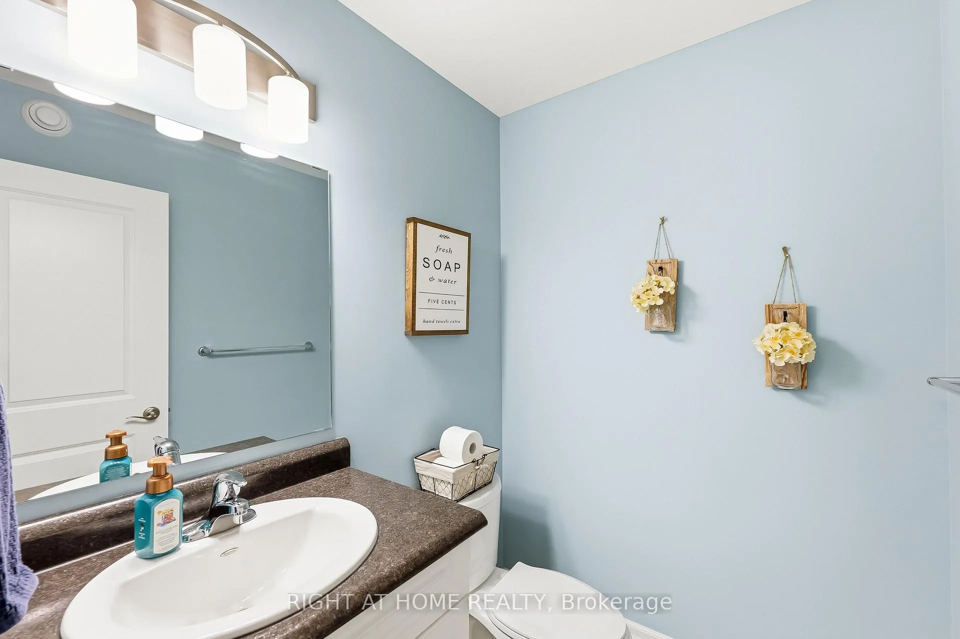 Photo 20 of 61 Aspen Drive, Quinte West, Murray Ward — HOMEH